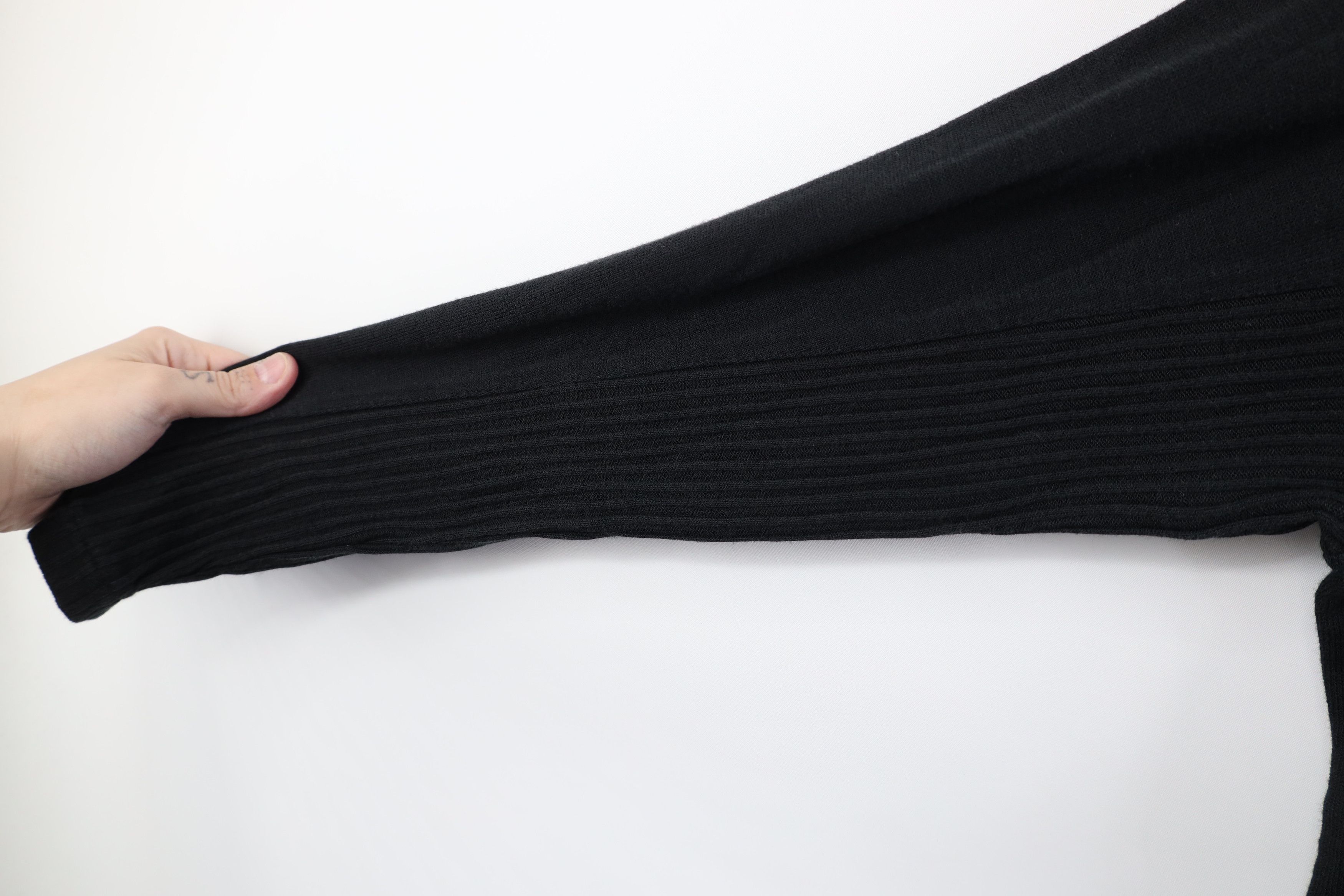 Vintage Vintage 90s Streetwear Lightweight Ribbed Knit Sweater Black Size US XL / EU 56 / 4 - 7 Thumbnail