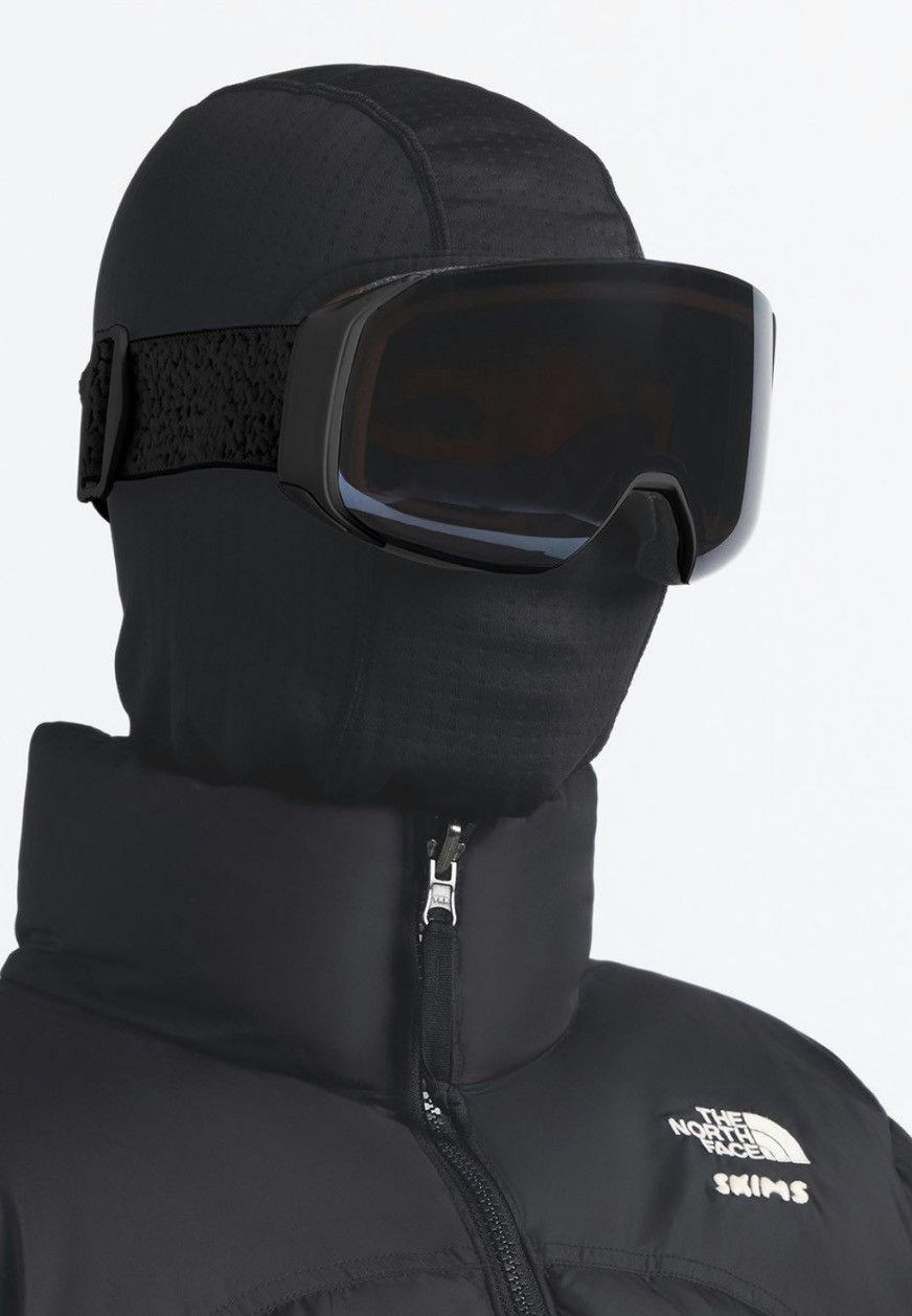 SKIMS × The North Face SKIMS DOTNIT BALACLAVA ONYX Size ONE SIZE - 2 Thumbnail