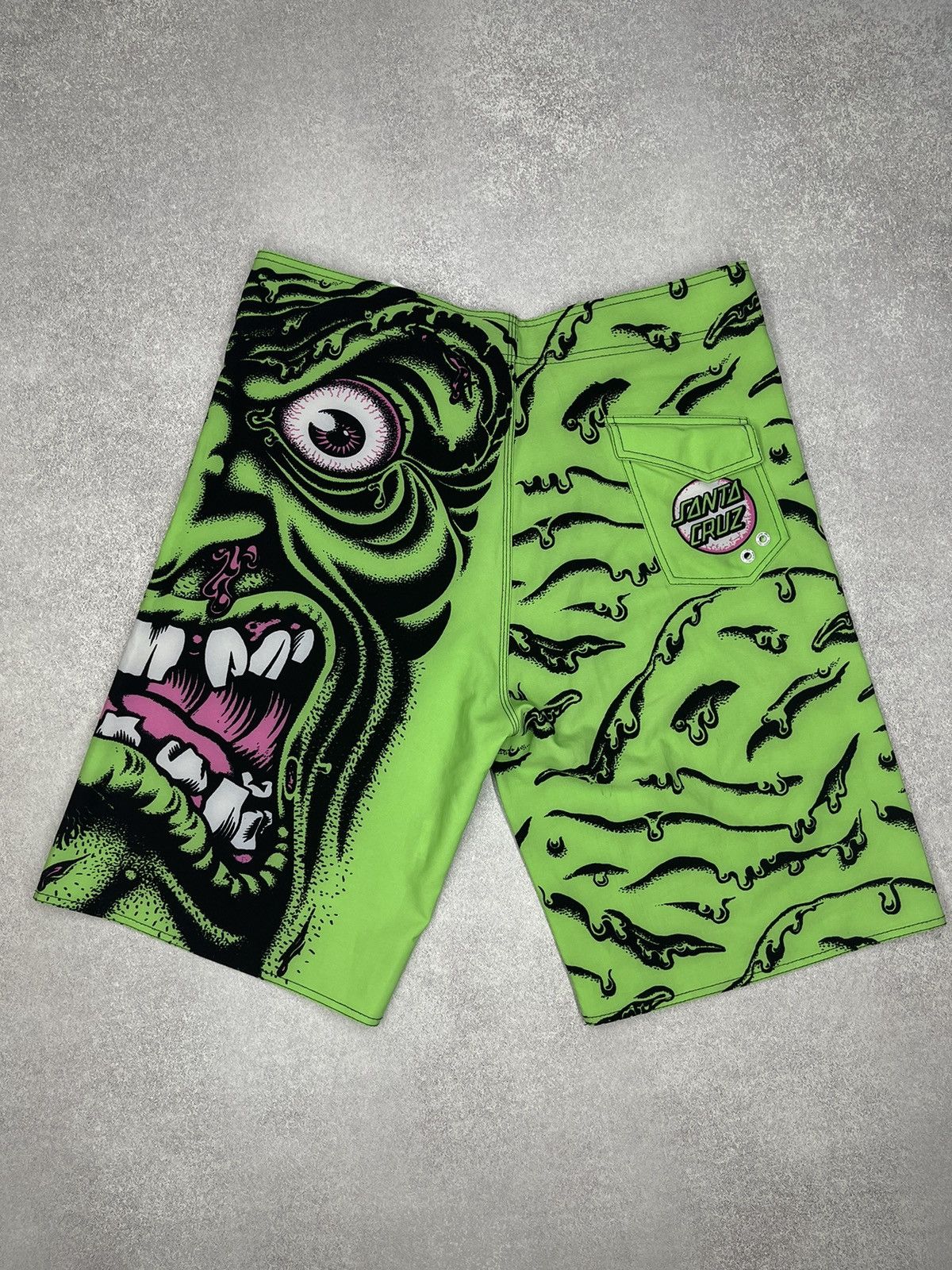 Santa Cruz Skateboards Vintage Santa Cruz Skateboarding Shorts Full Print Big Logo Size US 36 / EU 52 - 6 Thumbnail