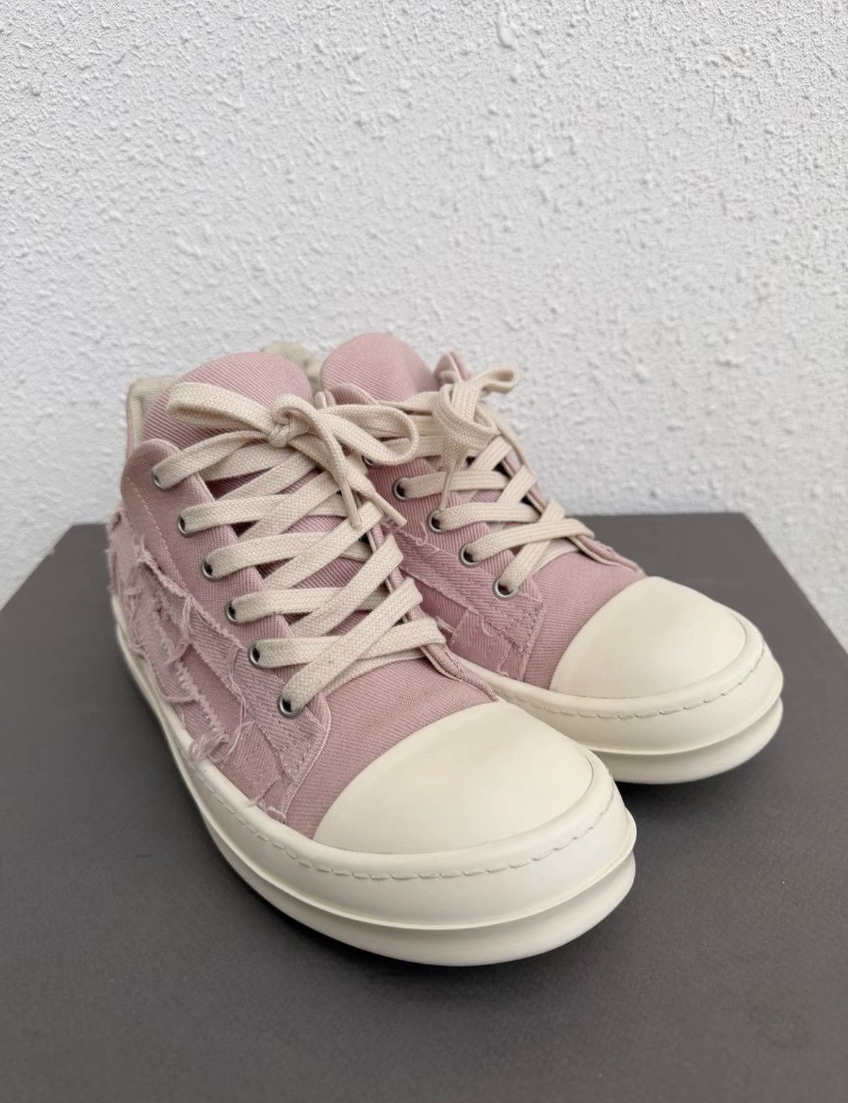 Rick Owens Rick Owens DRKSHDW distressed pink white low-top sneakers Size US 6 / IT 36 - 3 Thumbnail