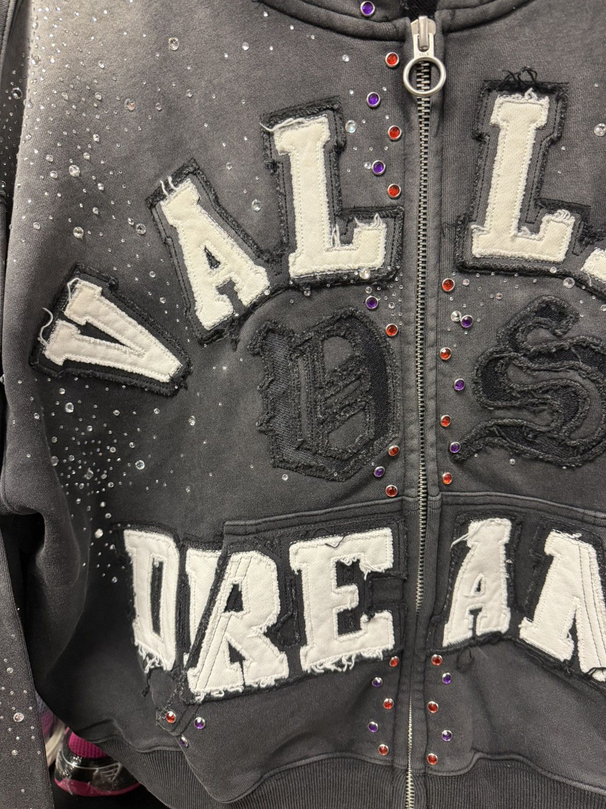Vale Vale valley dreams hoodie new Size US L / EU 52-54 / 3 - 2 Thumbnail