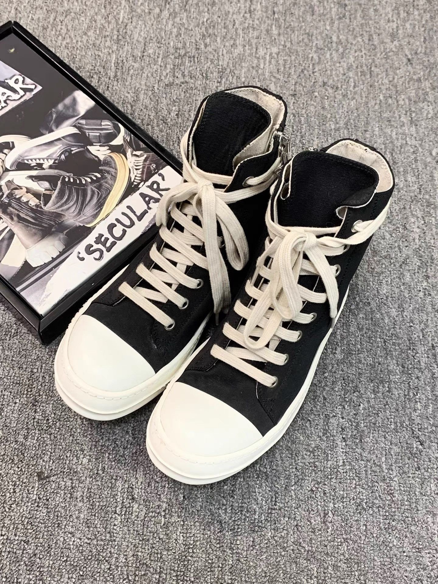 Rick Owens Rick Owens Drkshdw Satin Classic Big Converse K34 Size US 6.5 / IT 36.5 - 2 Thumbnail