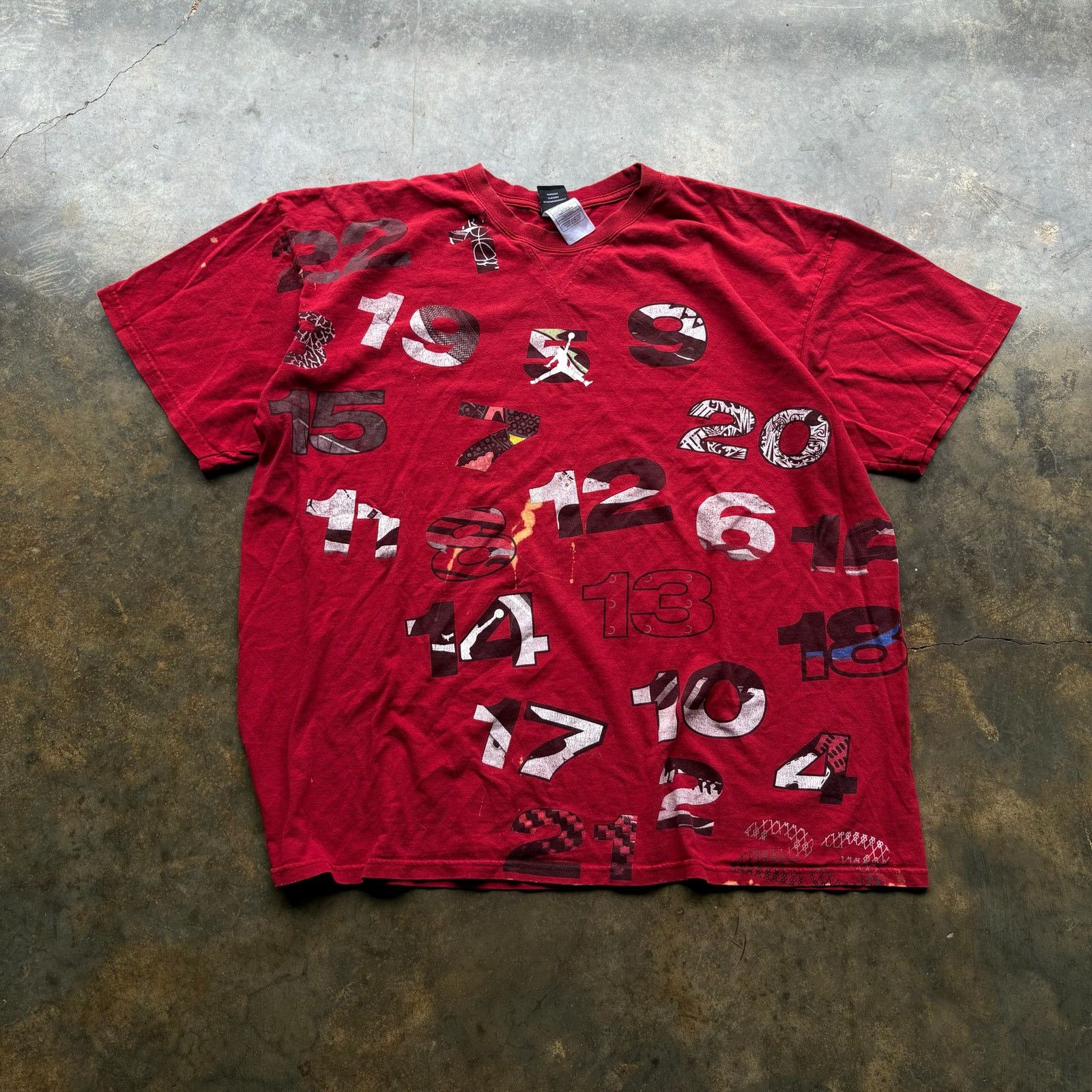 Jordan Brand × Nike × Vintage Crazy Vintage Y2K Nike Jordan AOP T-shirt Size US XL / EU 56 / 4 - 1 Thumbnail