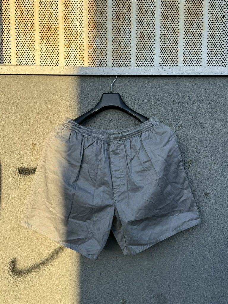 Nike × Vintage Vintage Nike Shorts Grey Men's Size L Size US 34 / EU 50 - 1 Thumbnail