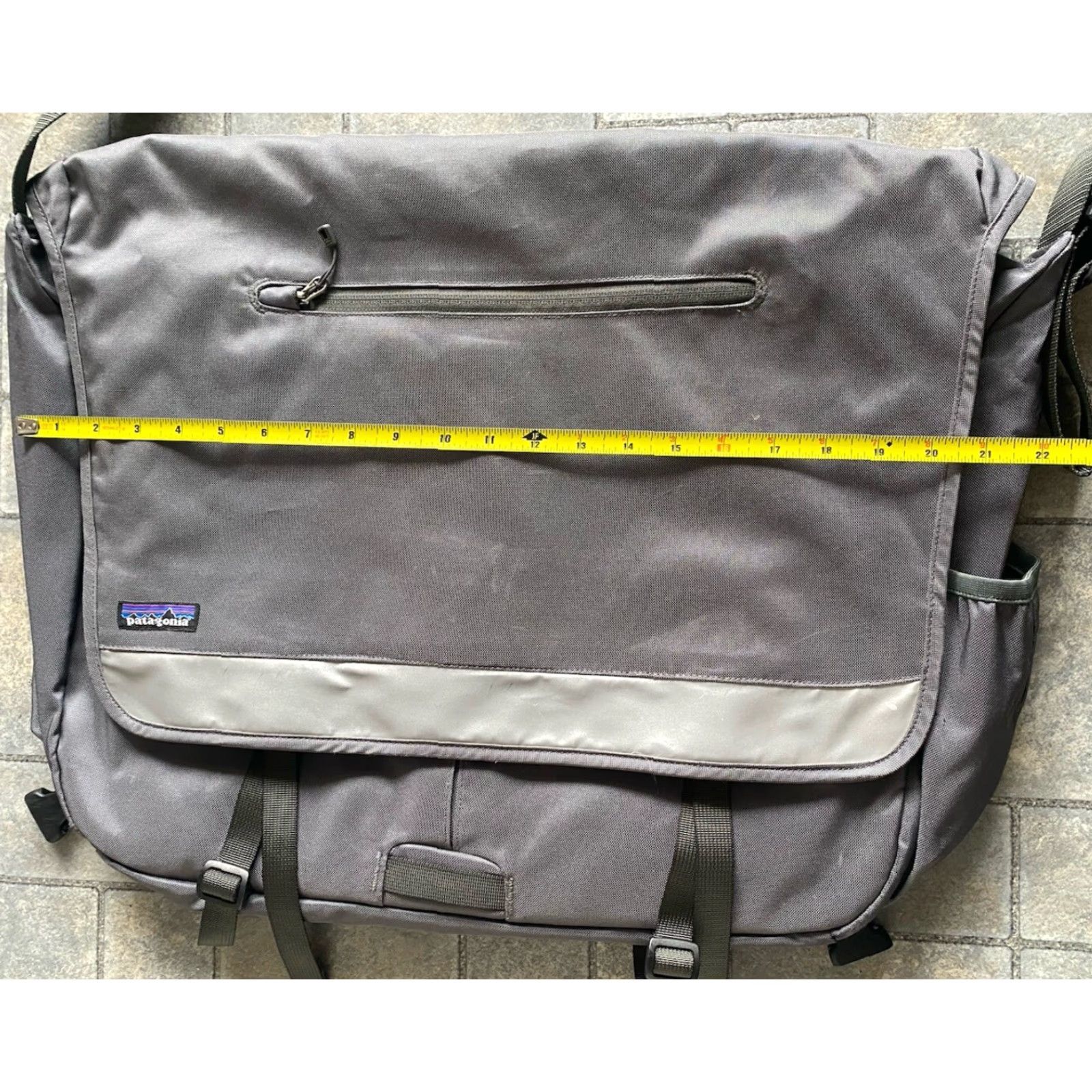 Patagonia Patagonia Messenger Bag Gray Mens Flaws Wear Shoulder Bag Size ONE SIZE - 7 Thumbnail
