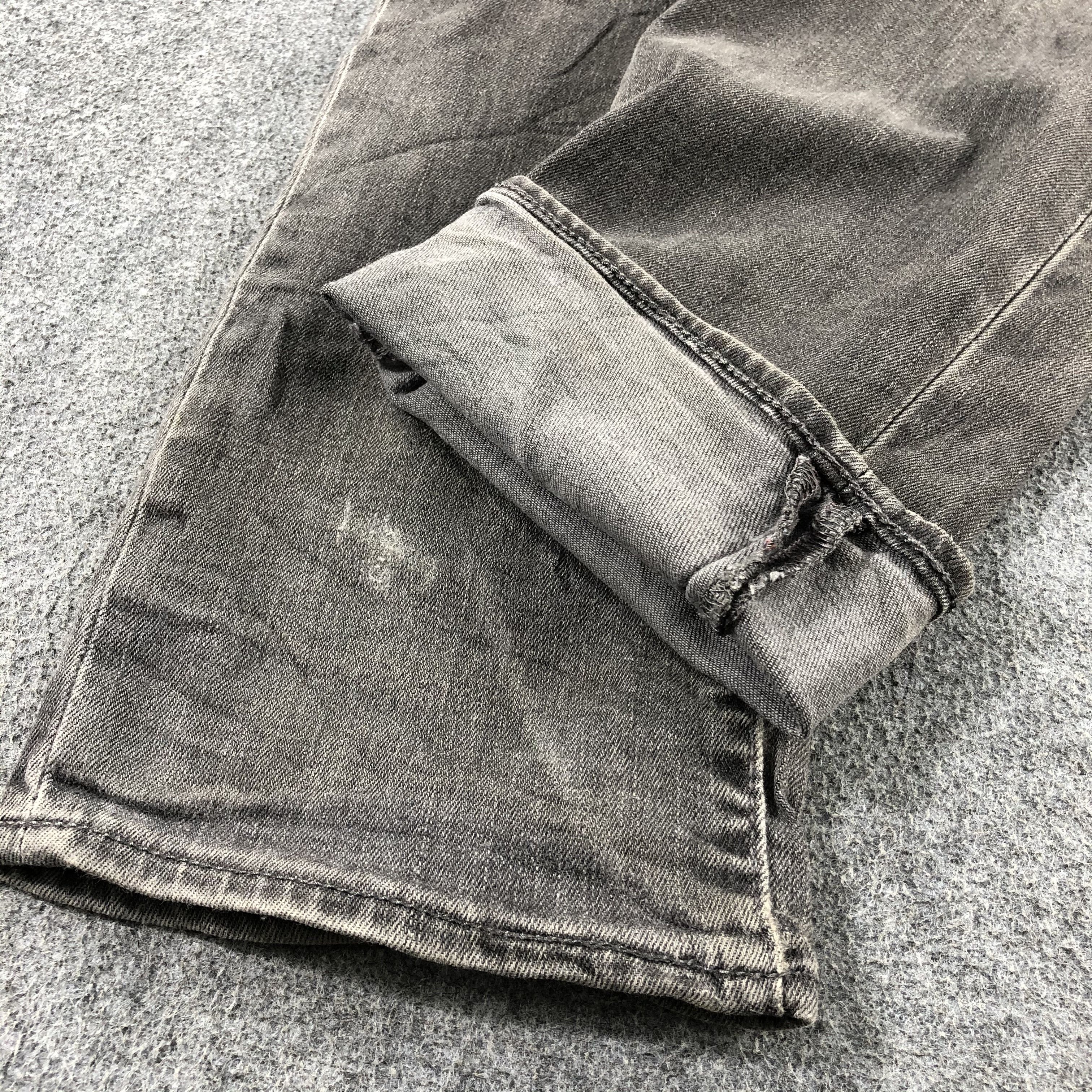 Levi's Vintage Levis 511 Jeans-J2558 Size US 35 - 6 Thumbnail