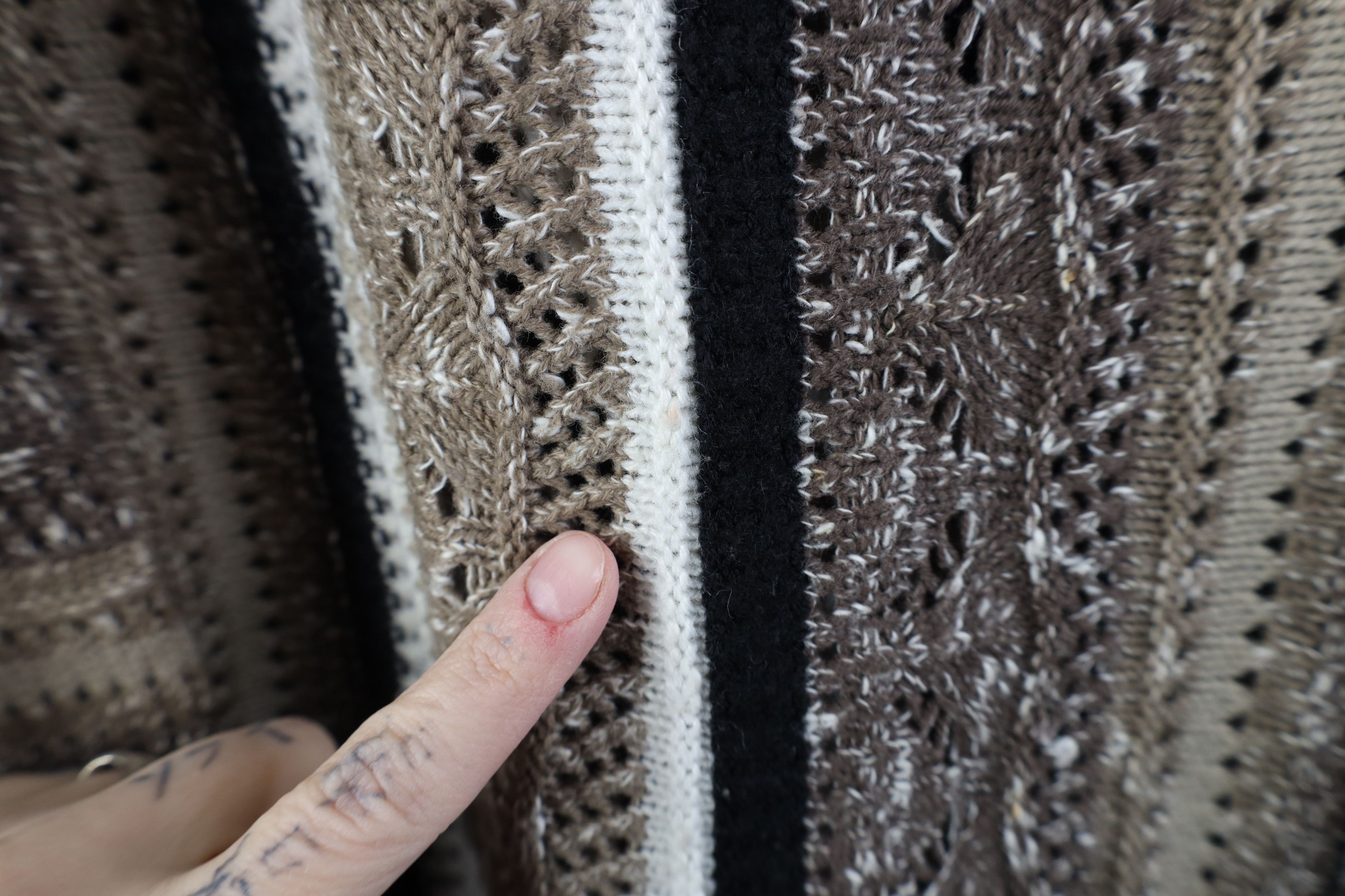 Vintage Vintage 90s Coogi Style Crochet Knit Sweater Earth Tone Size 3XL / US 20-22 - 4 Thumbnail