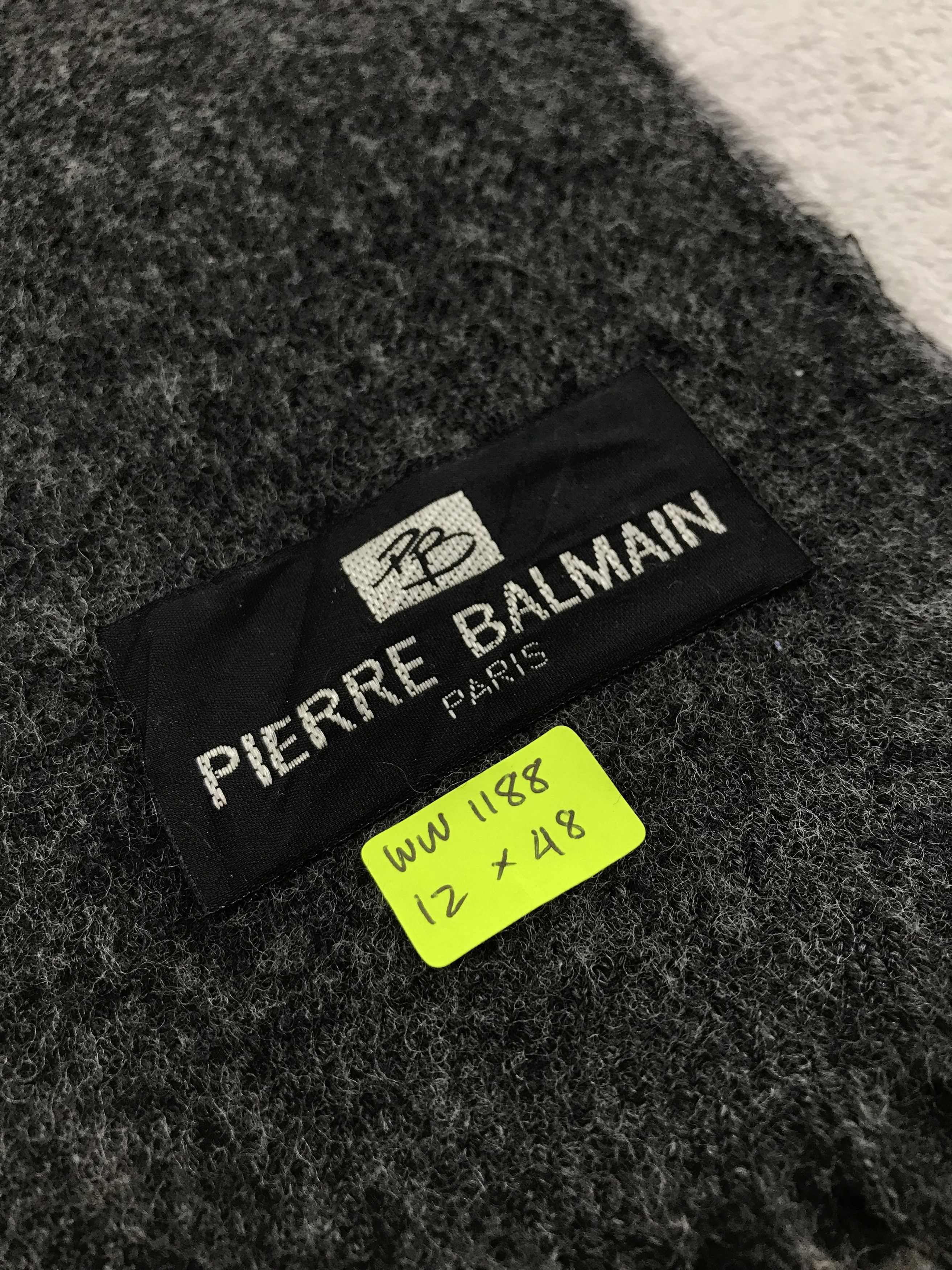 Vintage Pierre Balmain Scarf / Muffler / Neckwear - WW1188 Size ONE SIZE - 4 Thumbnail