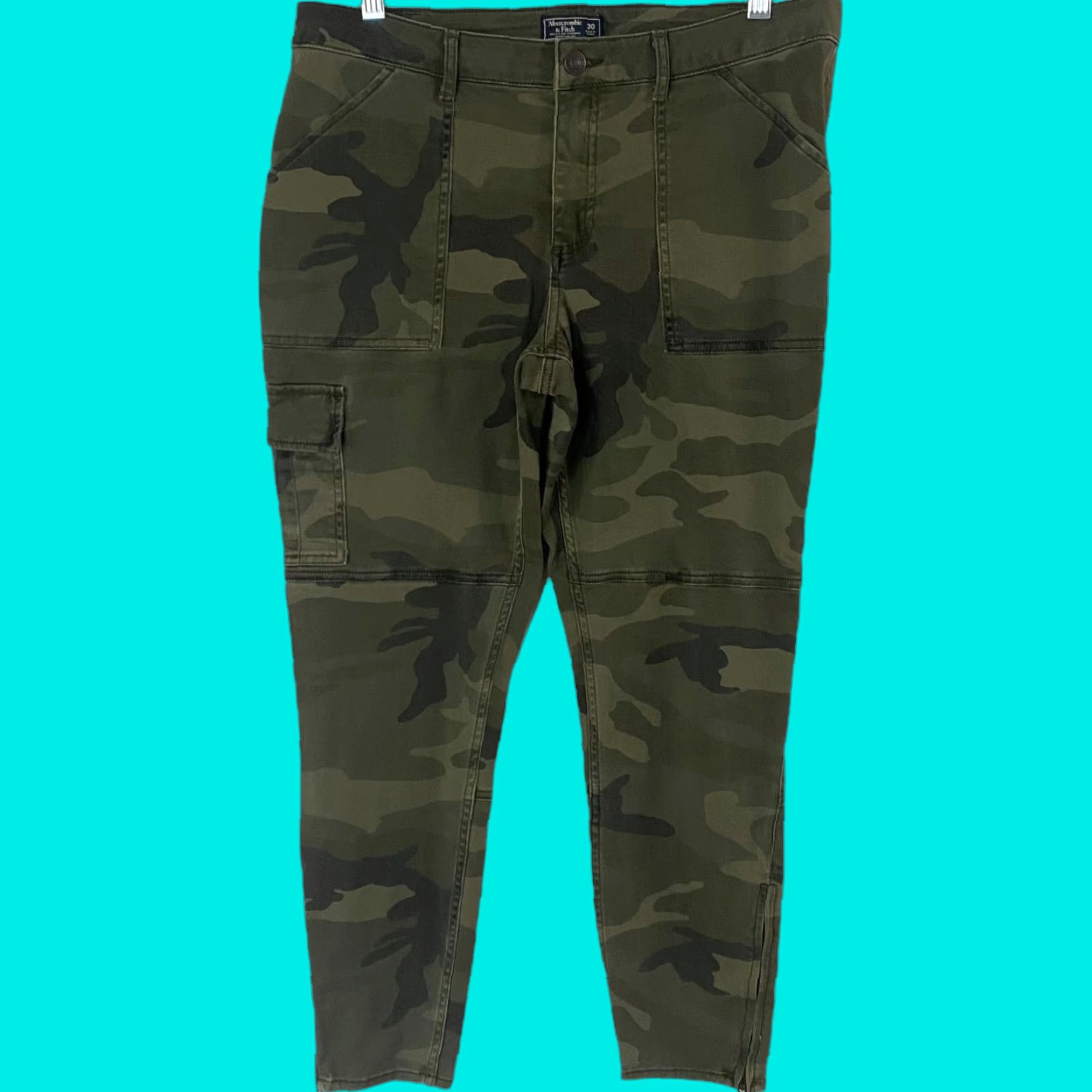 Abercrombie & Fitch Abercrombie & Fitch Cargo Skinny Ankle-Zip Pants Women's Size 30 Green Camo Size 30" / US 8 / IT 44 - 1 Thumbnail