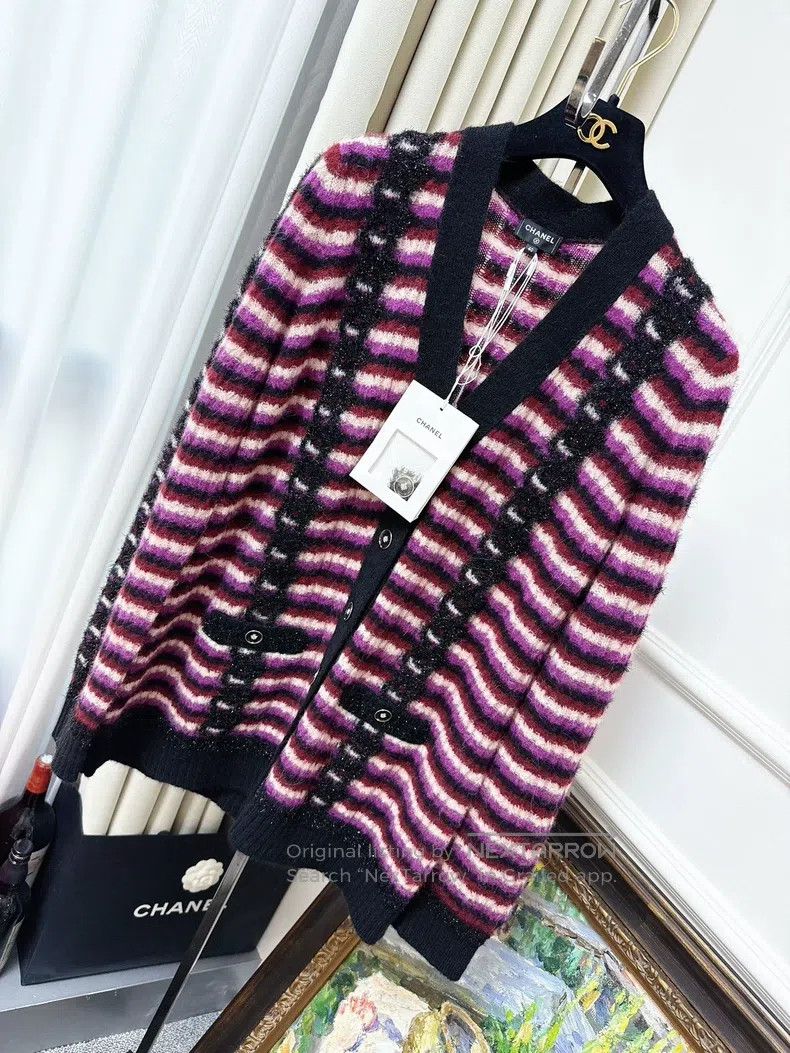 Other Chanel 23b purple black and white striped knitted jacket Size S / US 4 / IT 40 - 1 Thumbnail