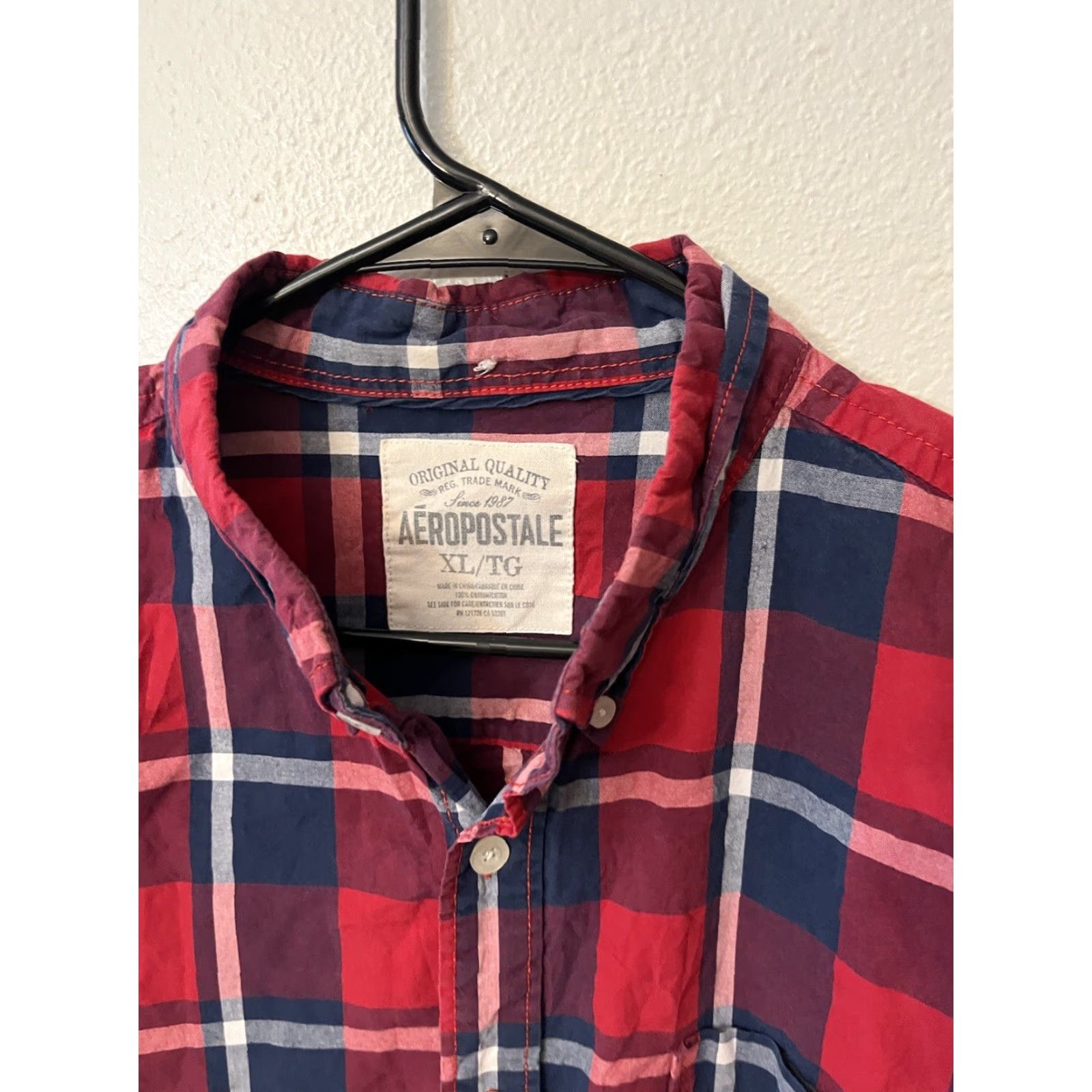 Vintage Aéropostale Button Up Shirt Adult XL Red Plaid Casual Long Sleeve Pocket Mens Size US XL / EU 56 / 4 - 2 Thumbnail