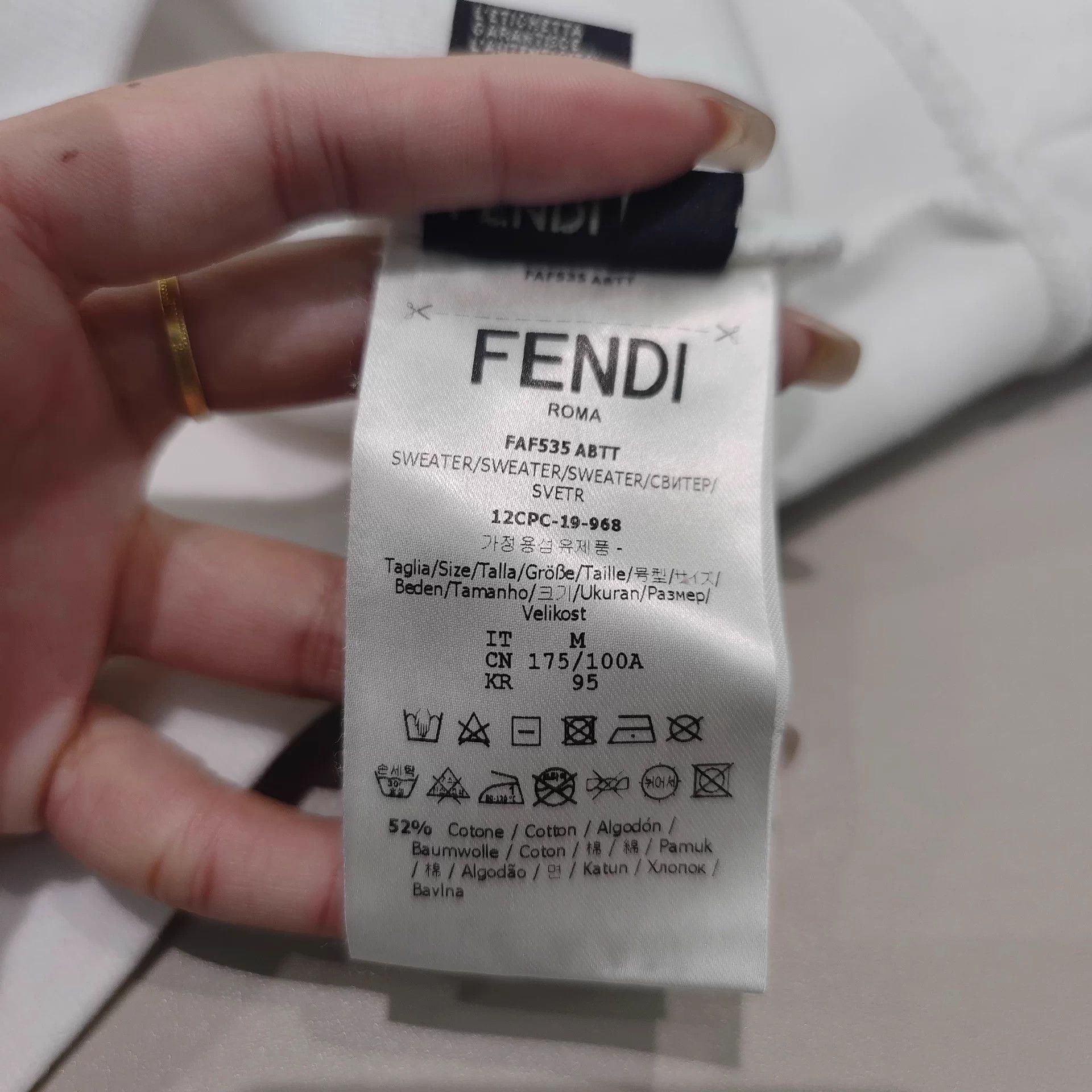 Fendi Fendi FF Logo Sweatshirt M (99% New, Authentic) Size M / US 6-8 / IT 42-44 - 6 Thumbnail