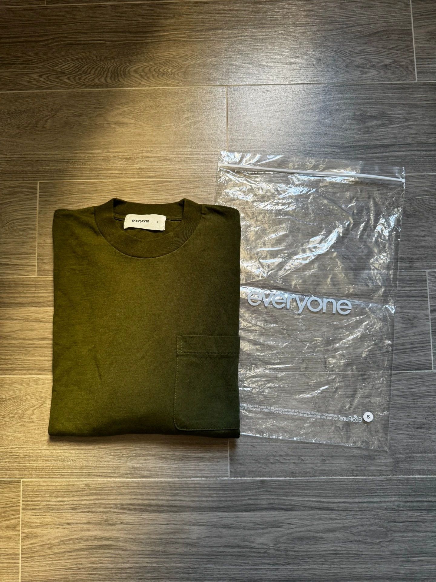 Other everyone green long tee 98% New Worn Once Size US S / EU 44-46 / 1 - 1 Thumbnail