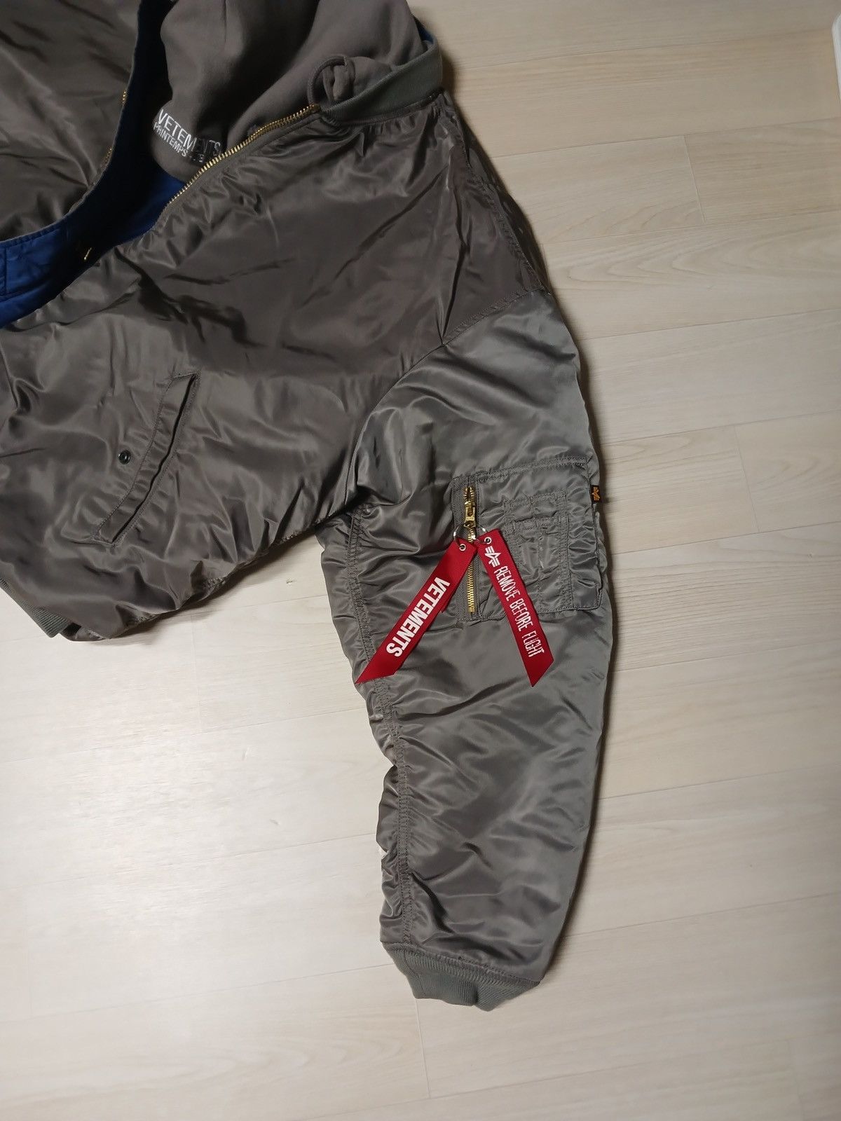 Vetements S Vetements alpha ss17 reversible oversized bomber jacket Size US M / EU 48-50 / 2 - 7 Thumbnail