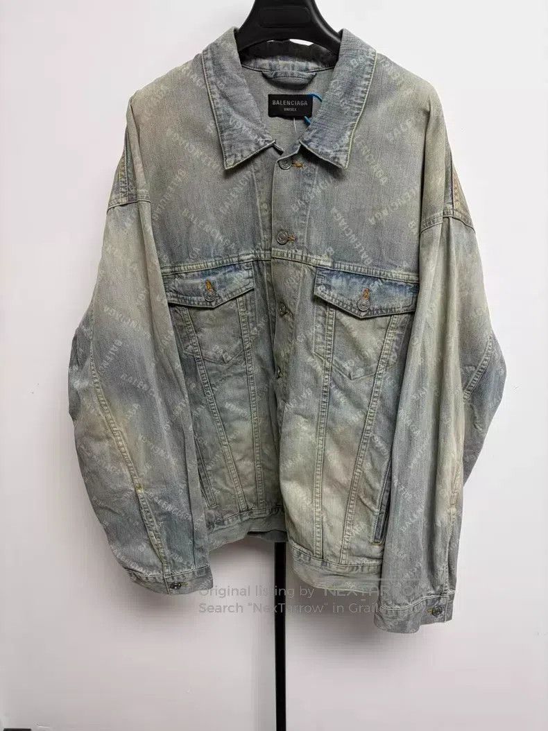 Balenciaga Balenciaga Alphabet Logo Printed Lapel Single Breasted Lon Size M / US 6-8 / IT 42-44 - 1 Thumbnail