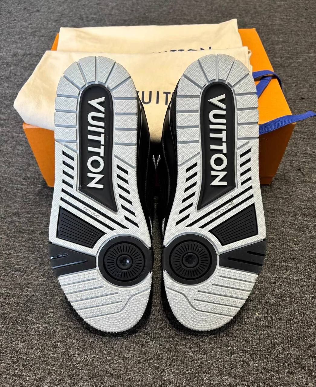 Louis Vuitton LV Trainer Ski Series Black sneakers Size US 8.5 / EU 41-42 - 5 Thumbnail