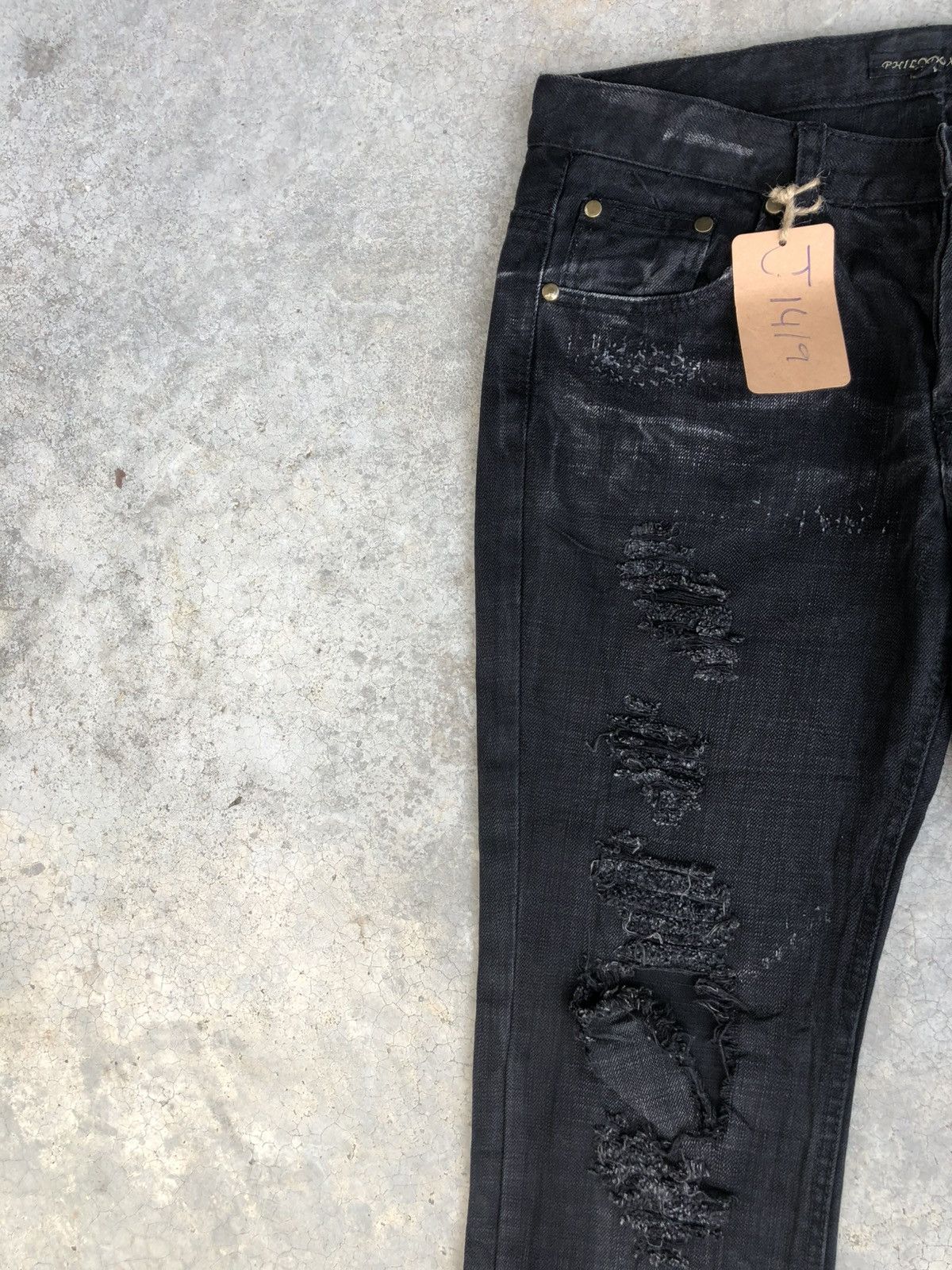 Who Decides War Philsdox Flared Jeans Bootcut Distressed Size US 31 - 4 Thumbnail