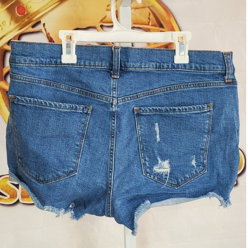 Old Navy Old Navy Blue Distressed Cutoff Jean Shorts Size 12 Size 34" / US 12 / IT 48 - 2 Thumbnail