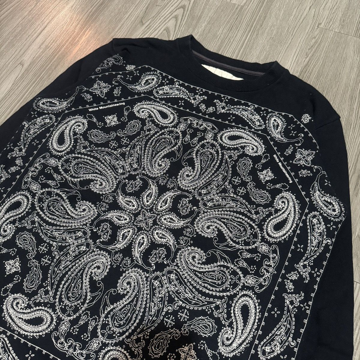 White Mountaineering White Mountaineering Bandana Crewneck Size US M / EU 48-50 / 2 - 2 Thumbnail