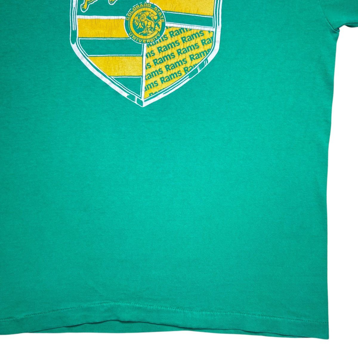 NCAA Vtg 1990s NCAA Colorado State Rams Shield Emblem Graphic Tee Size US L / EU 52-54 / 3 - 6 Thumbnail