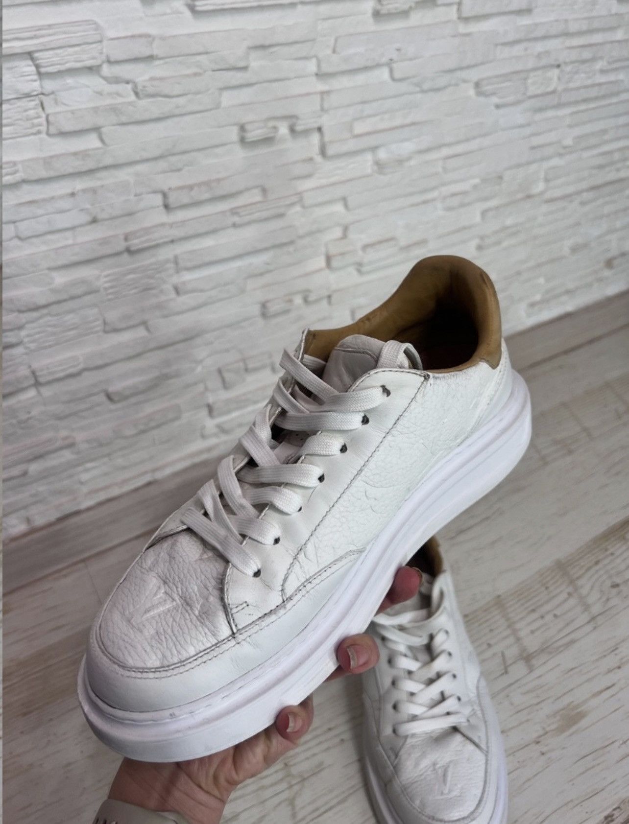 Louis Vuitton Louis Vuitton Beverly Hills White Leather Sneakers Size UK 7 Size US 8 / EU 41 - 6 Thumbnail