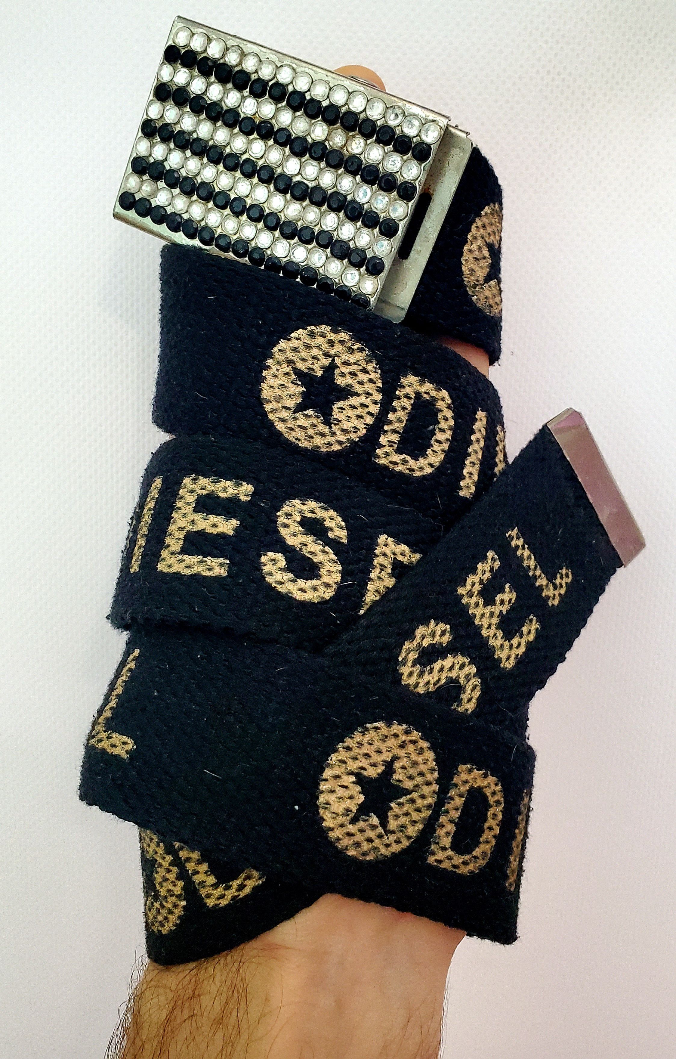 Diesel × Japanese Brand Diesel 90s rare vintage around logo belt length 103 cm Size ONE SIZE - 1 Thumbnail