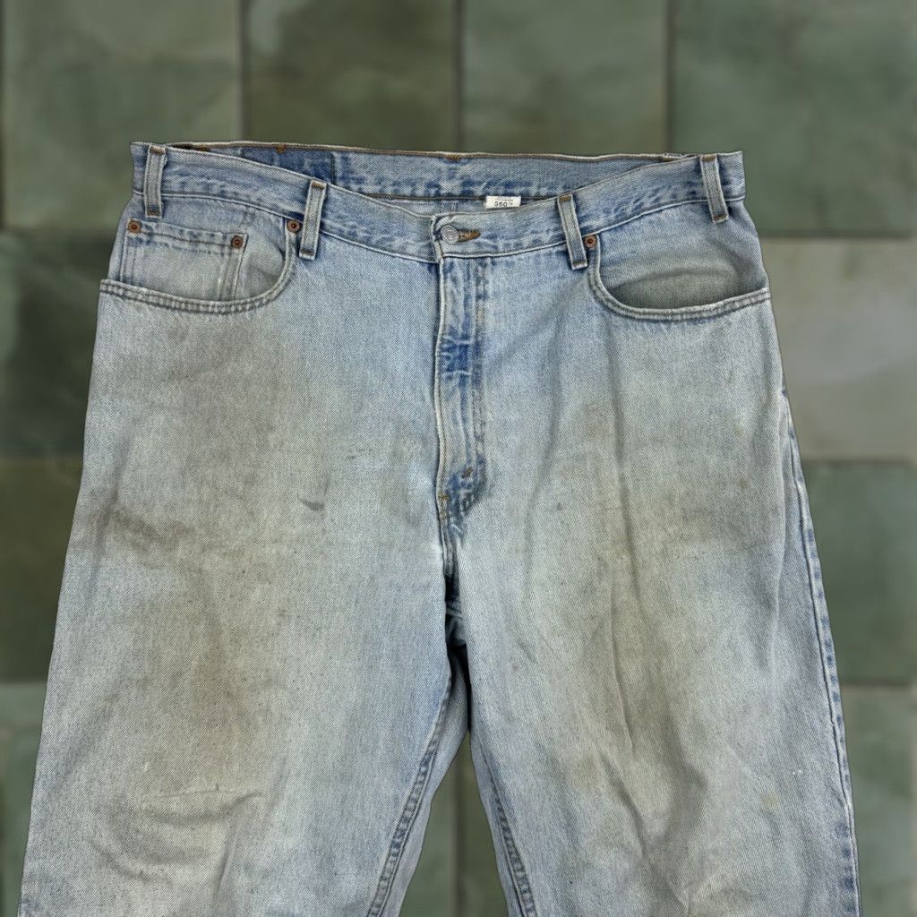 Levi's VINTAGE Levi's 560 Jeans Mens Regular 38x30 Blue Loose Fit Tapered Grunge 90s USA Stains Size US 38 / EU 54 - 1 Thumbnail