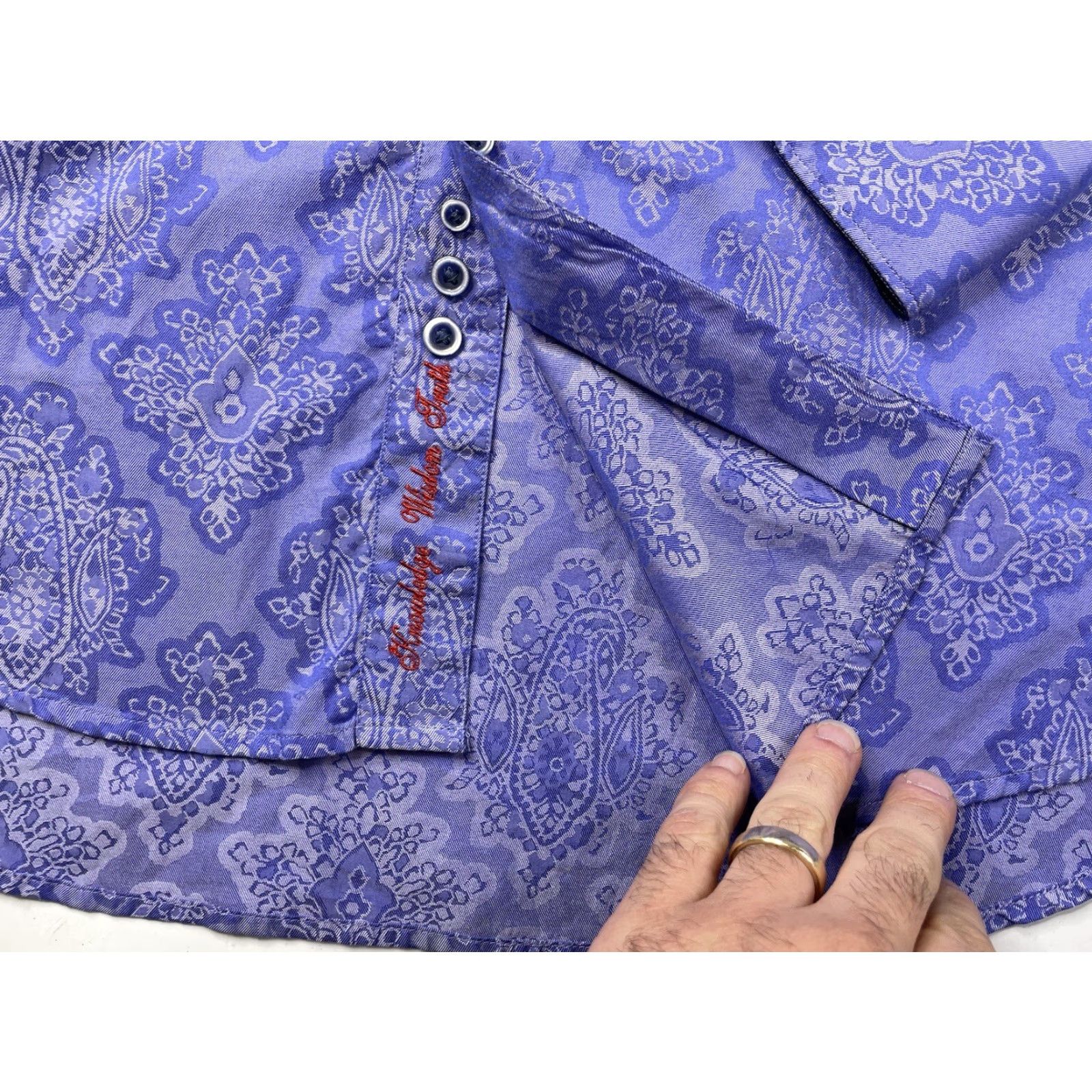 Robert Graham Robert Graham Classic Shirt XL Purple Paisley Medallion Button-Up Long Sleeve Men Size US XL / EU 56 / 4 - 3 Thumbnail