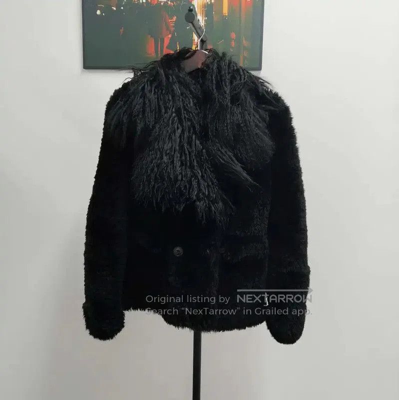 Burberry Women's Black Wool Winter Coat.