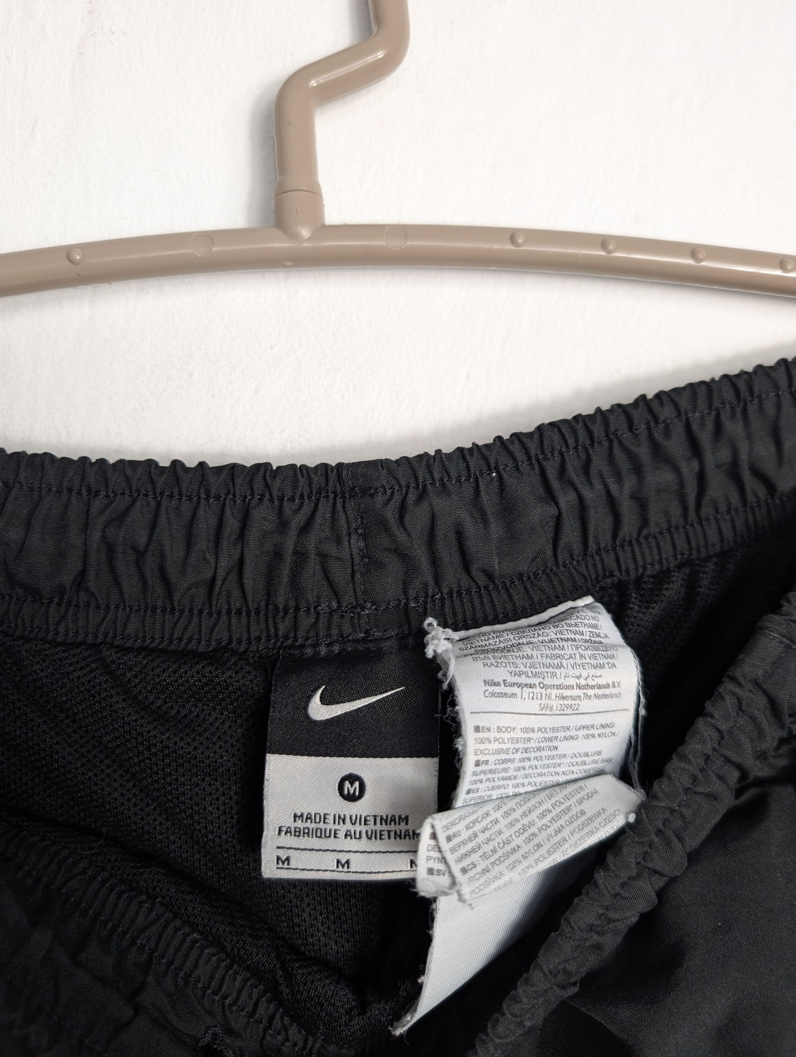 Nike Nike Shiny Track Pants Y2K Streetwear Retro Swoosh Size US 34 / EU 50 - 6 Thumbnail