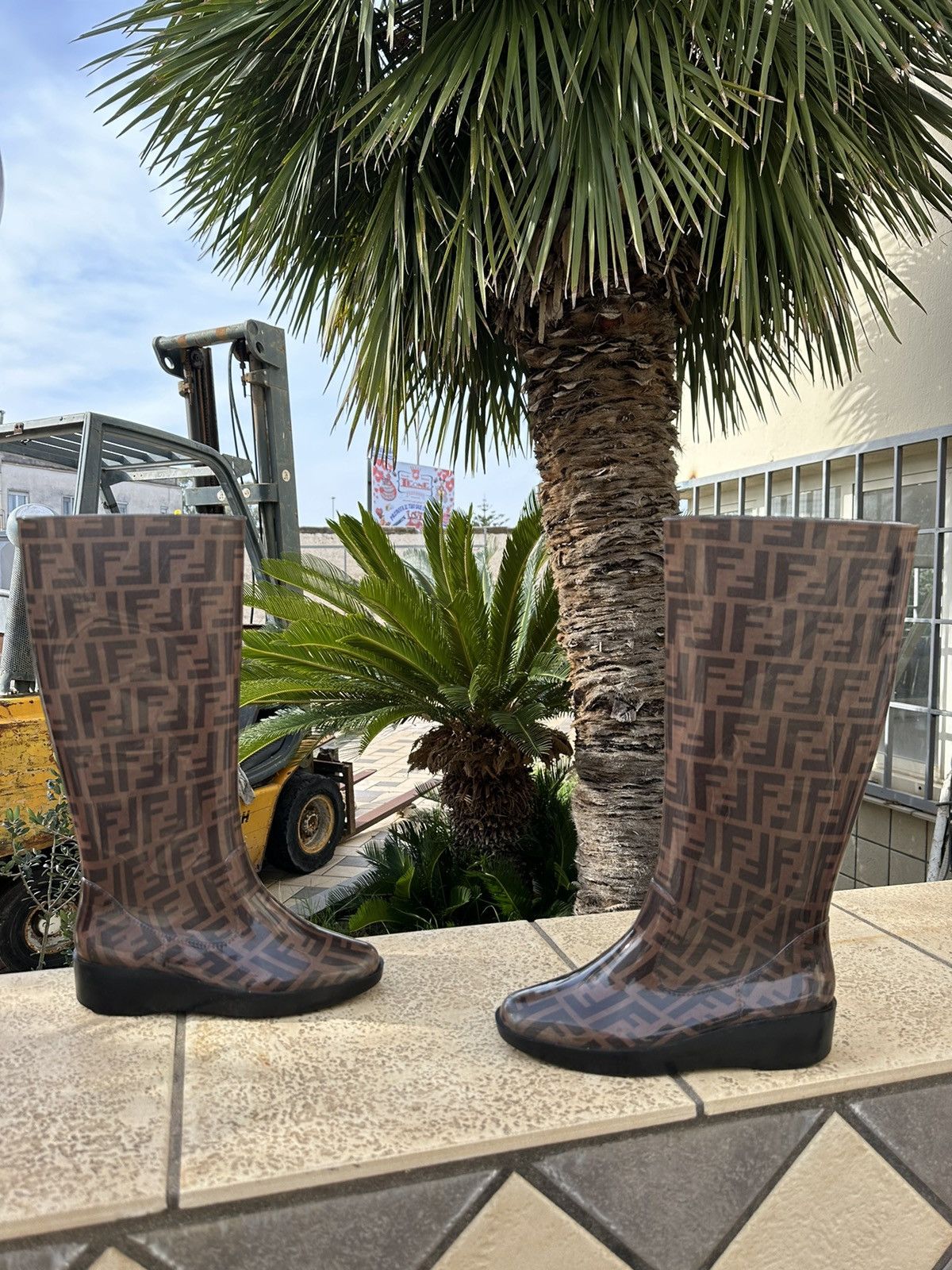 Fendi Fendi Monogram Rain Boots 37 size Size US 7 / IT 37 - 2 Thumbnail