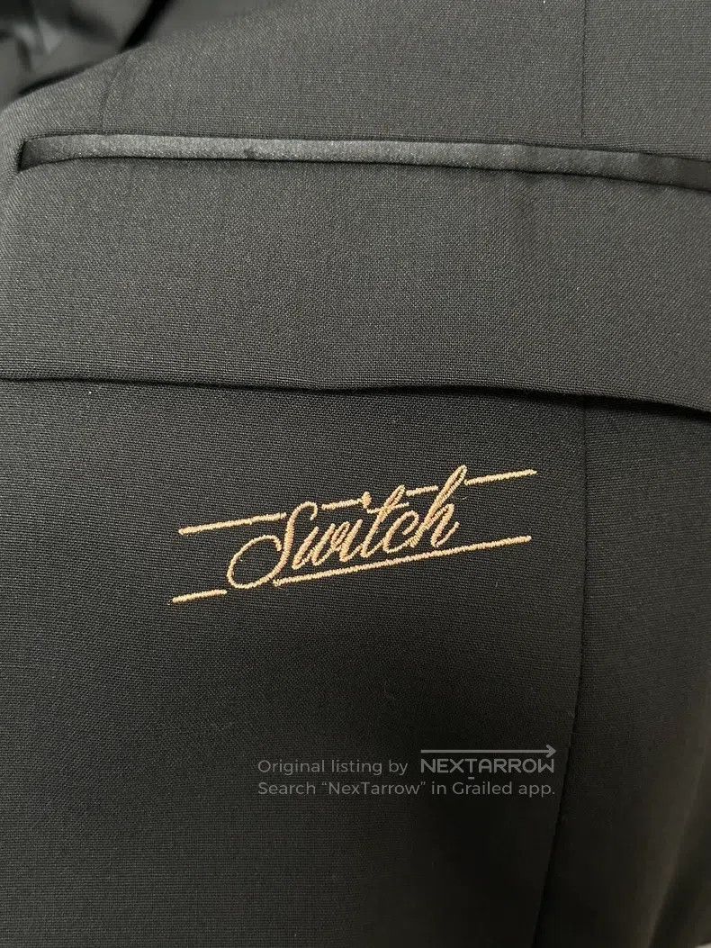 Givenchy Givenchy Size50 Gold Thread Embroidered Silk Collar Suit Ja Size US M / EU 48-50 / 2 - 3 Thumbnail