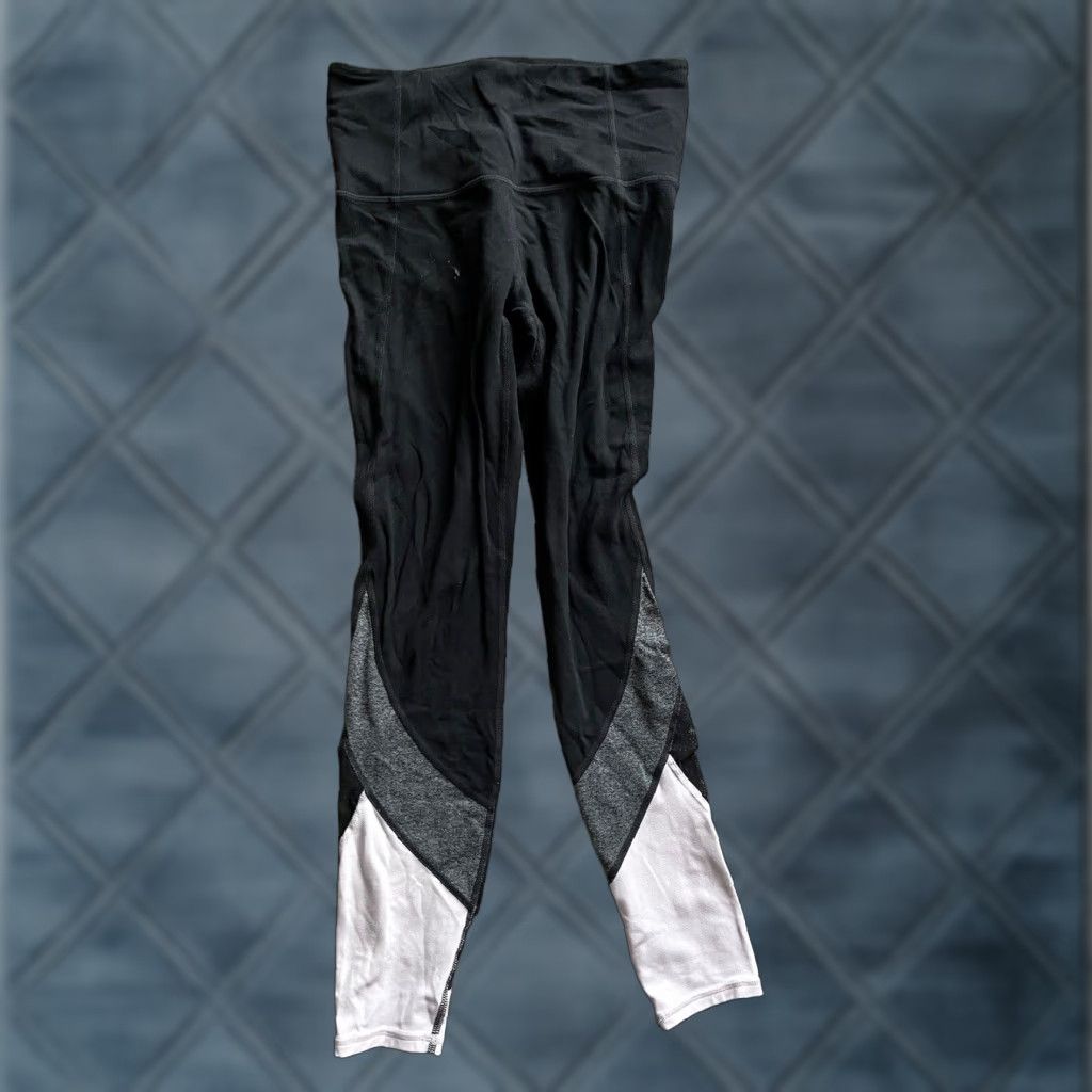 Athleta ATHLETA Black Striped Compression Leggings Women’s XS Activewear Size 26" / US 2 / IT 38 - 1 Thumbnail