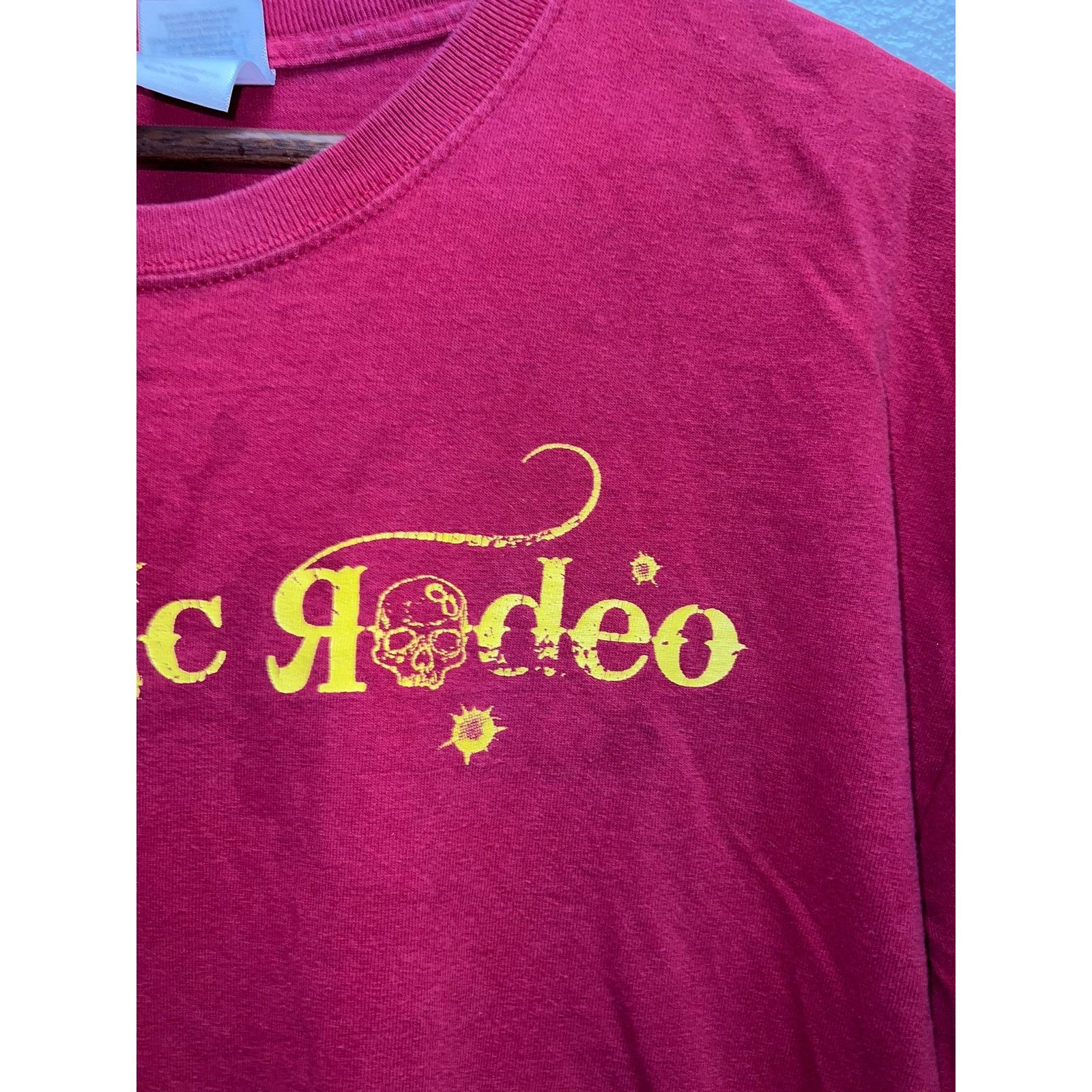 Gildan Dyslexic Rodeo Shirt Band Concert Tour Tee Stained Stain L Size US L / EU 52-54 / 3 - 5 Thumbnail