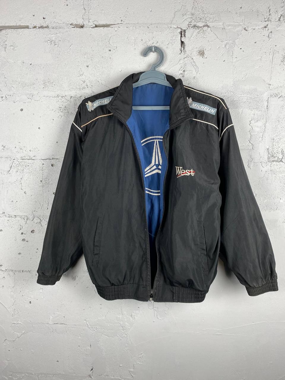Formula 1 × Vintage F1 Mercedes Benz Siemens Warsteiner Racing Jacket y2k Size US M / EU 48-50 / 2 - 7 Thumbnail