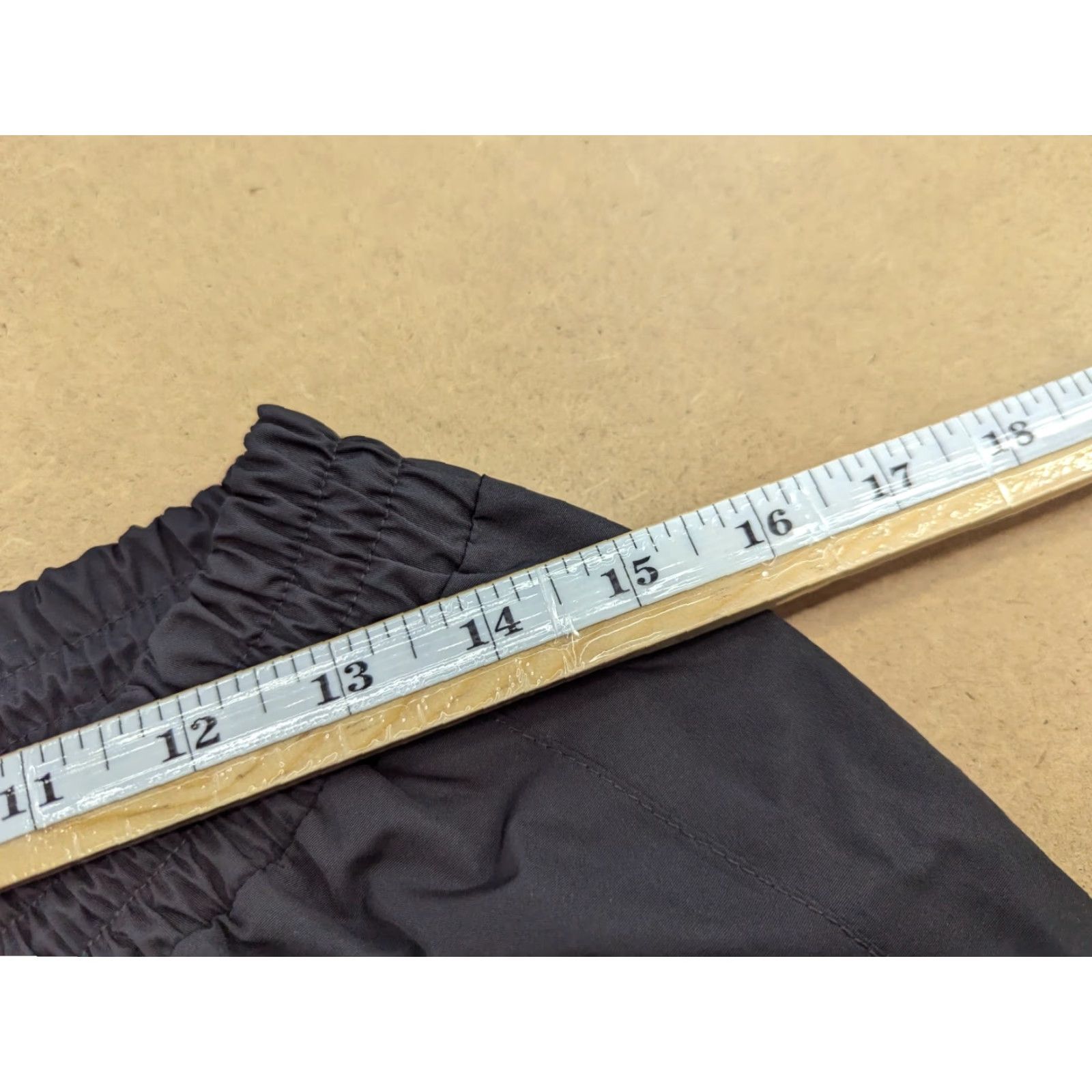 Helly Hansen Helly Hansen Mens Pants Size M Lightweight Outdoor Waterproof Black Pants Mens Rain Pants 30in Inseam 31in Waist Black Mens Size US 31 - 6 Thumbnail