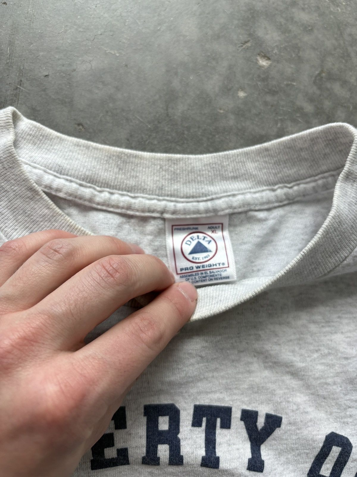 Vintage Vintage Y2K Yankees Graphic Tee Boxy Fit Size US XL / EU 56 / 4 - 4 Thumbnail