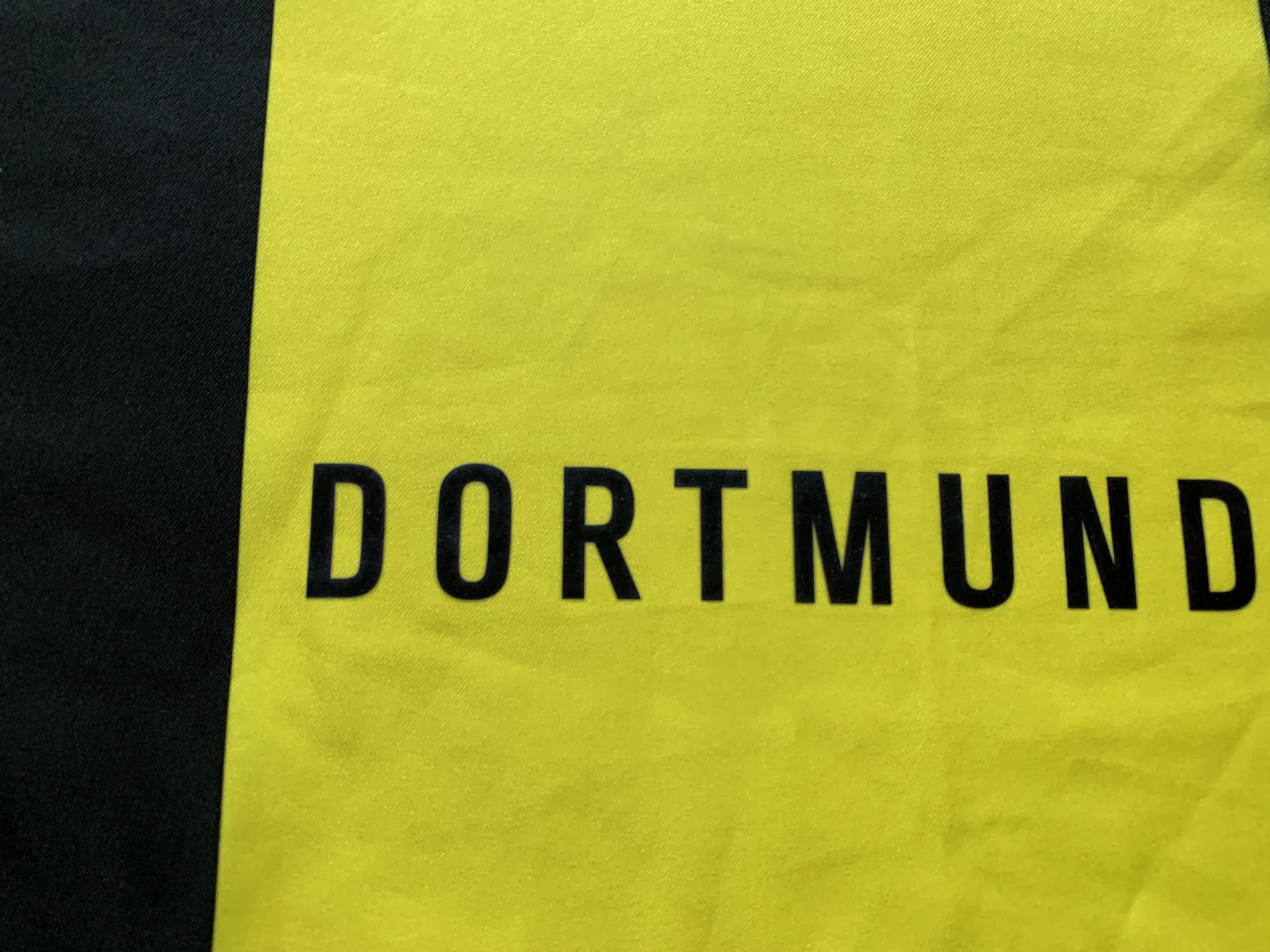 Nike Vintage Nike Borussia Dortmund Away Shirt 2005-2006 Size US L / EU 52-54 / 3 - 9 Thumbnail