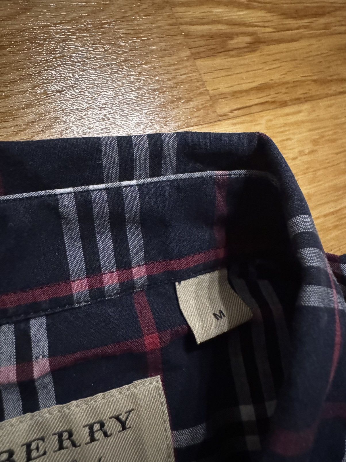 Burberry Burberry Check Shirt Size US M / EU 48-50 / 2 - 9 Thumbnail