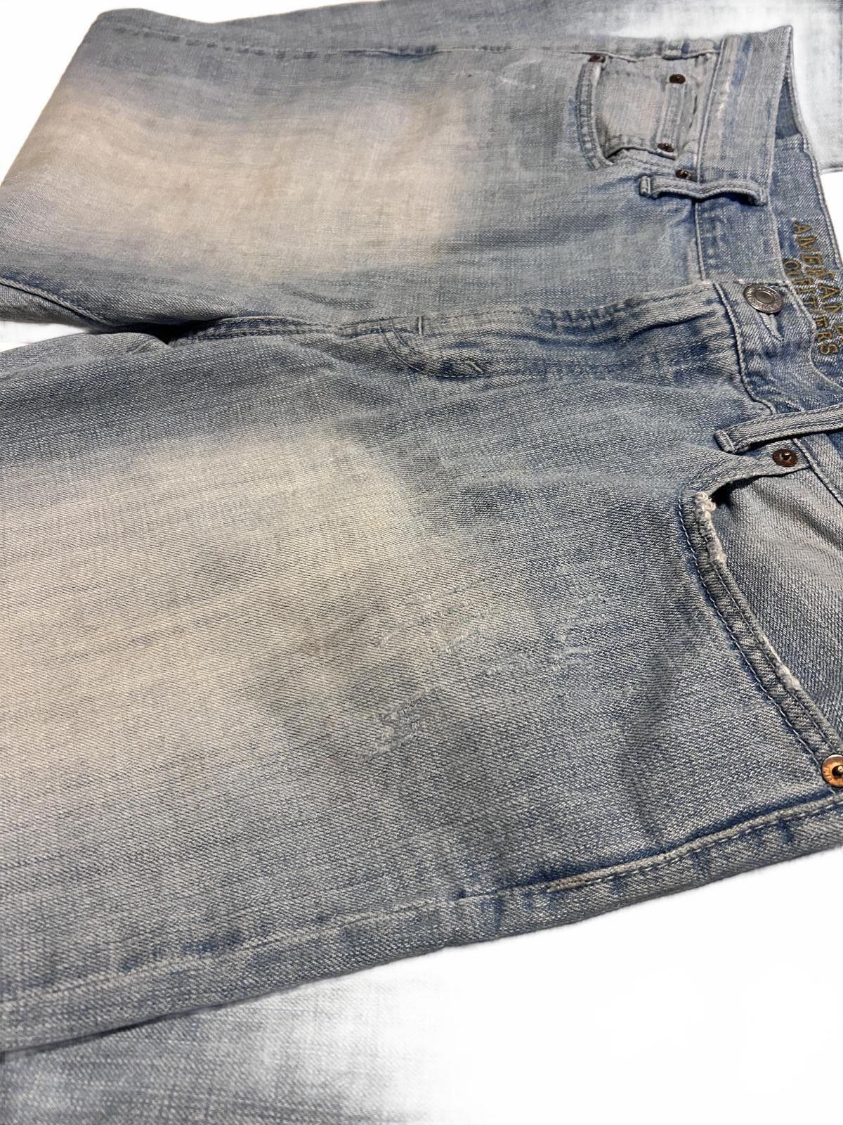 American Eagle Outfitters AEO Light Wash Jeans 36W x 36L Size US 36 / EU 52 - 4 Thumbnail