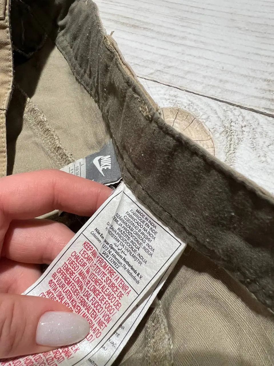 Nike Vintage Nike Cargo Shorts 00s Swoosh Size US 34 / EU 50 - 6 Thumbnail