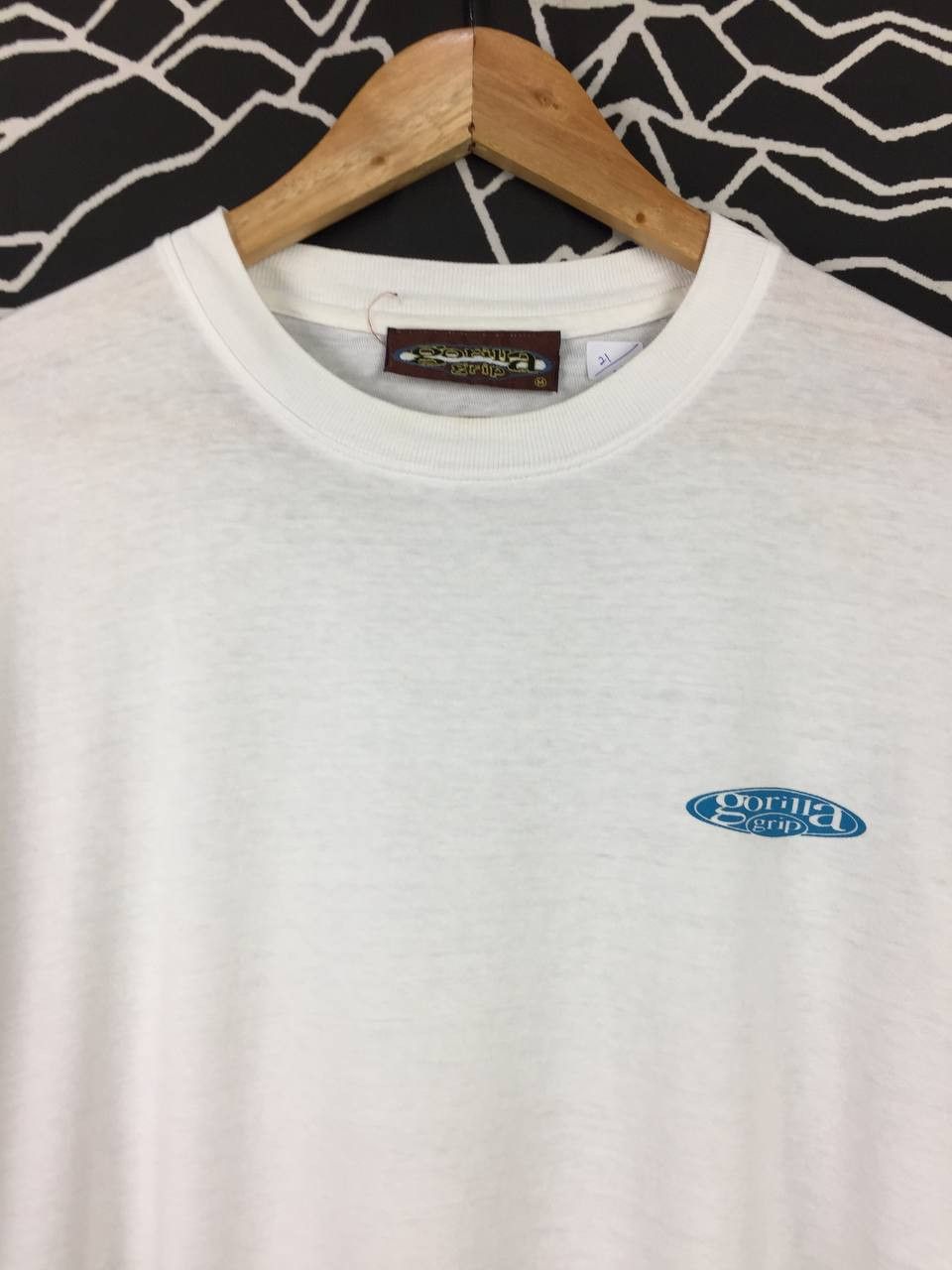 Vintage Vtg Gorilla Grip Future Surfing Surf Tee Size US M / EU 48-50 / 2 - 7 Thumbnail