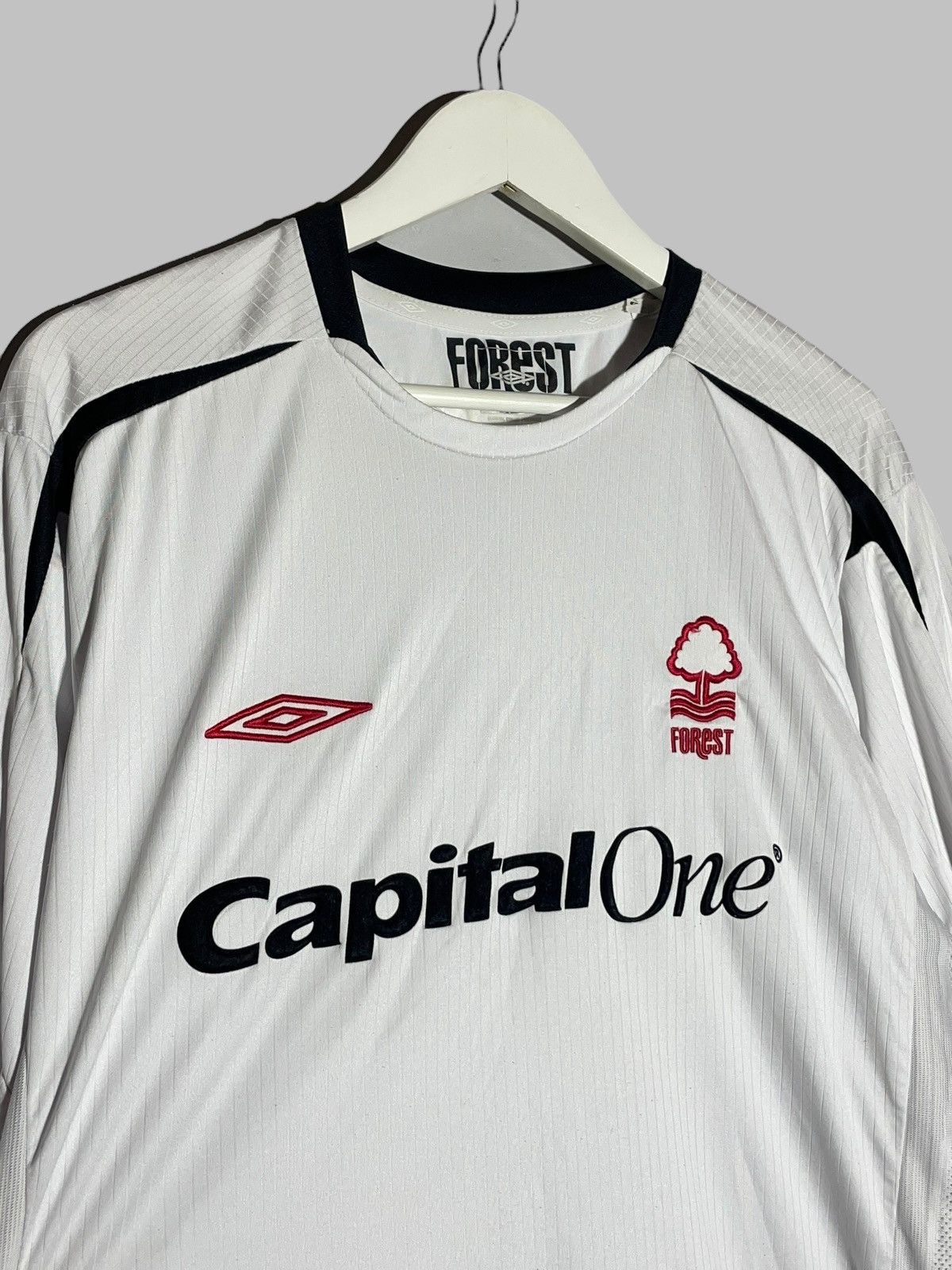 Umbro Nottingham Forest Umbro 2005/07 Goalkeeper Football Jersey Size US XL / EU 56 / 4 - 3 Thumbnail