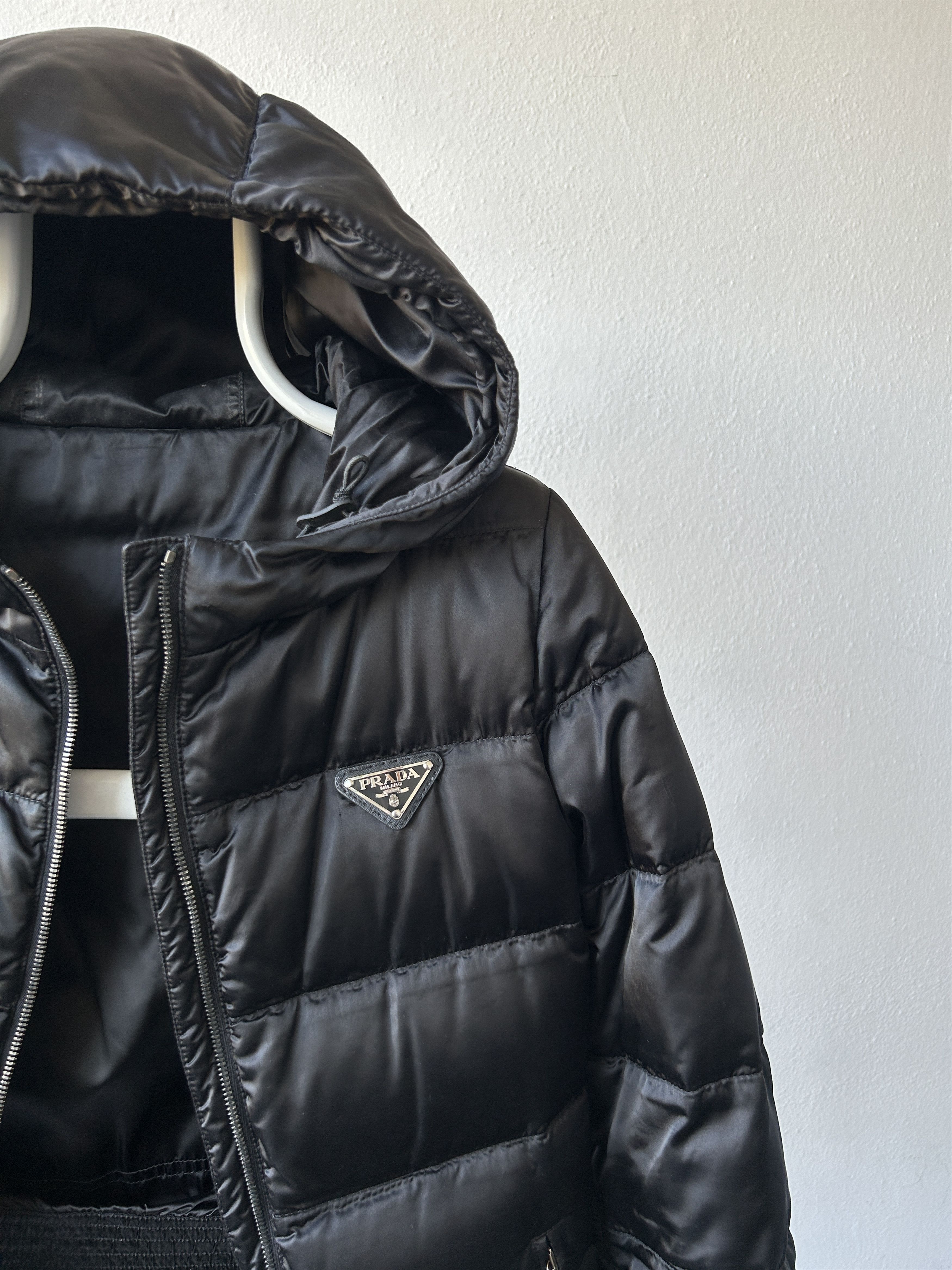Prada AW2010 Prada sport triangle logo puffer jacket Size S / US 4 / IT 40 - 3 Thumbnail