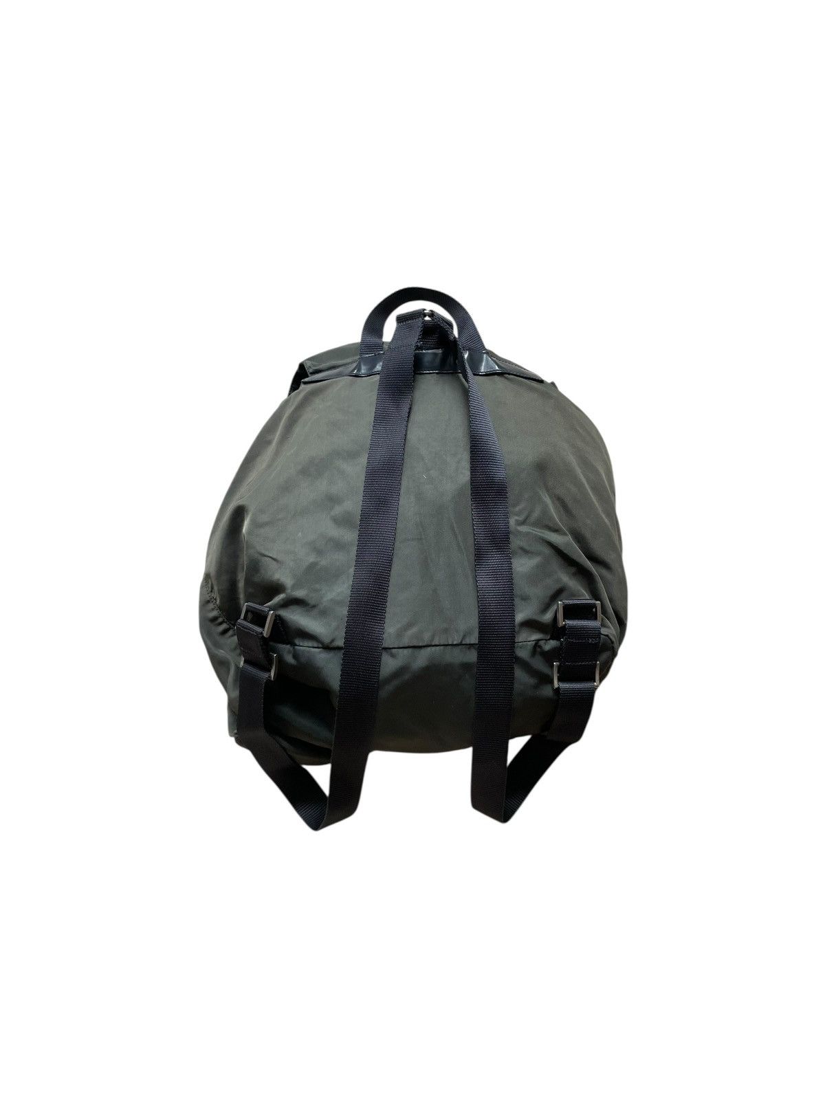 Prada Prada Nylon Backpack khaki , Prada triangle logo back pack Size ONE SIZE - 4 Thumbnail