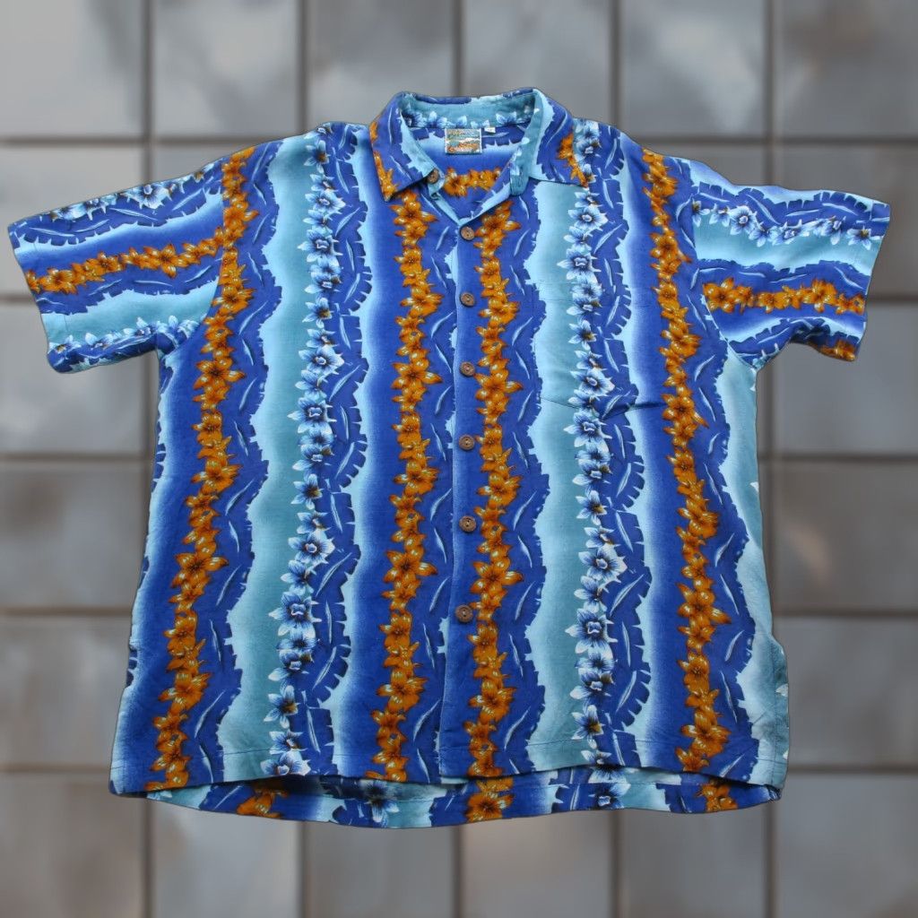 Vintage Pineapple Moon Hawaiian Shirt Mens M Blue Floral Rayon Button-Up Garden Camp Size US M / EU 48-50 / 2 - 1 Thumbnail