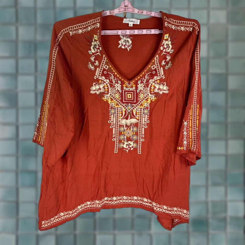 Rusty VINTAGE SOLITAIRE Embroidered V-Neck Tunic Women Size 2X Plus Rust Orange Floral Casual Size XXL / US 16-18 / IT 52-54 - 1 Thumbnail
