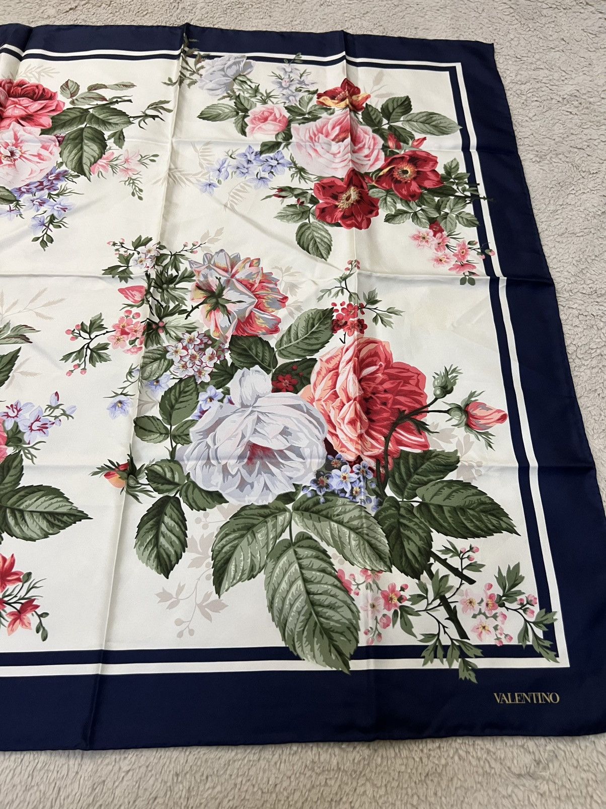 Valentino 100% Silk VALENTINO Scarf Size ONE SIZE - 4 Thumbnail