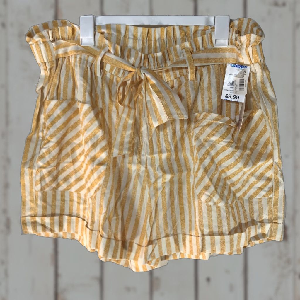 Vintage VINTAGE Full Circle Trends Women's 2X Yellow/Cream Striped Cotton Pull-On Shorts Casual Summer Size 40" / US 18 - 1 Thumbnail