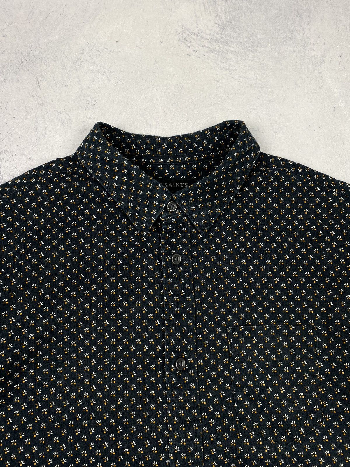 Allsaints Allsaints Flowers Print Designer Luxury Button Up Shirt Size US S / EU 44-46 / 1 - 4 Thumbnail